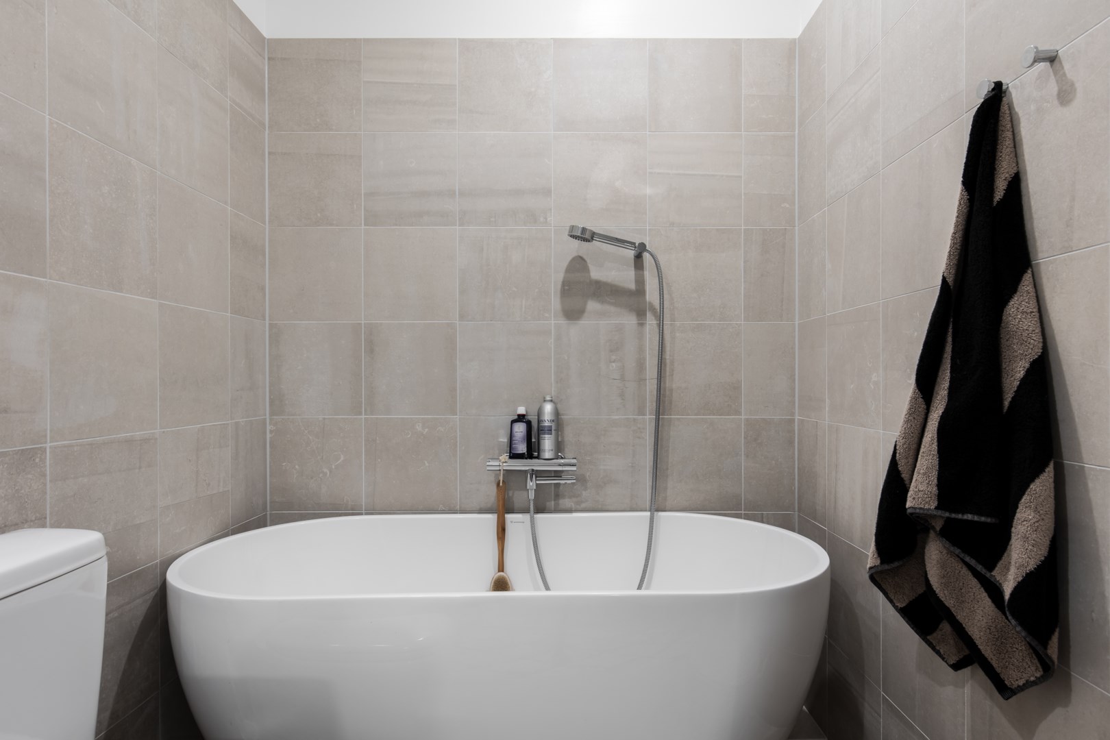 Bostadsbild från Tollarevägen 51, 4 av 4 tr, Såld i Tollare, Nacka