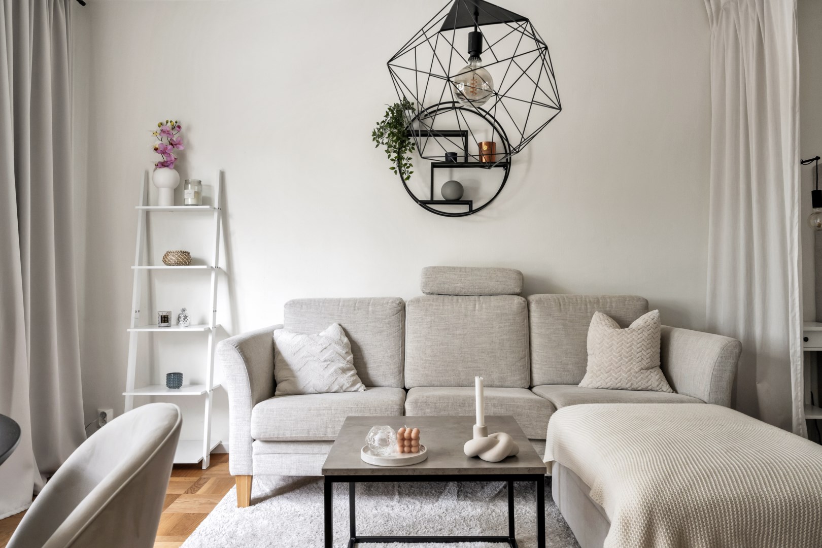 Bostadsbild från Heidenstamsgatan 1, Såld i Löten, Uppsala