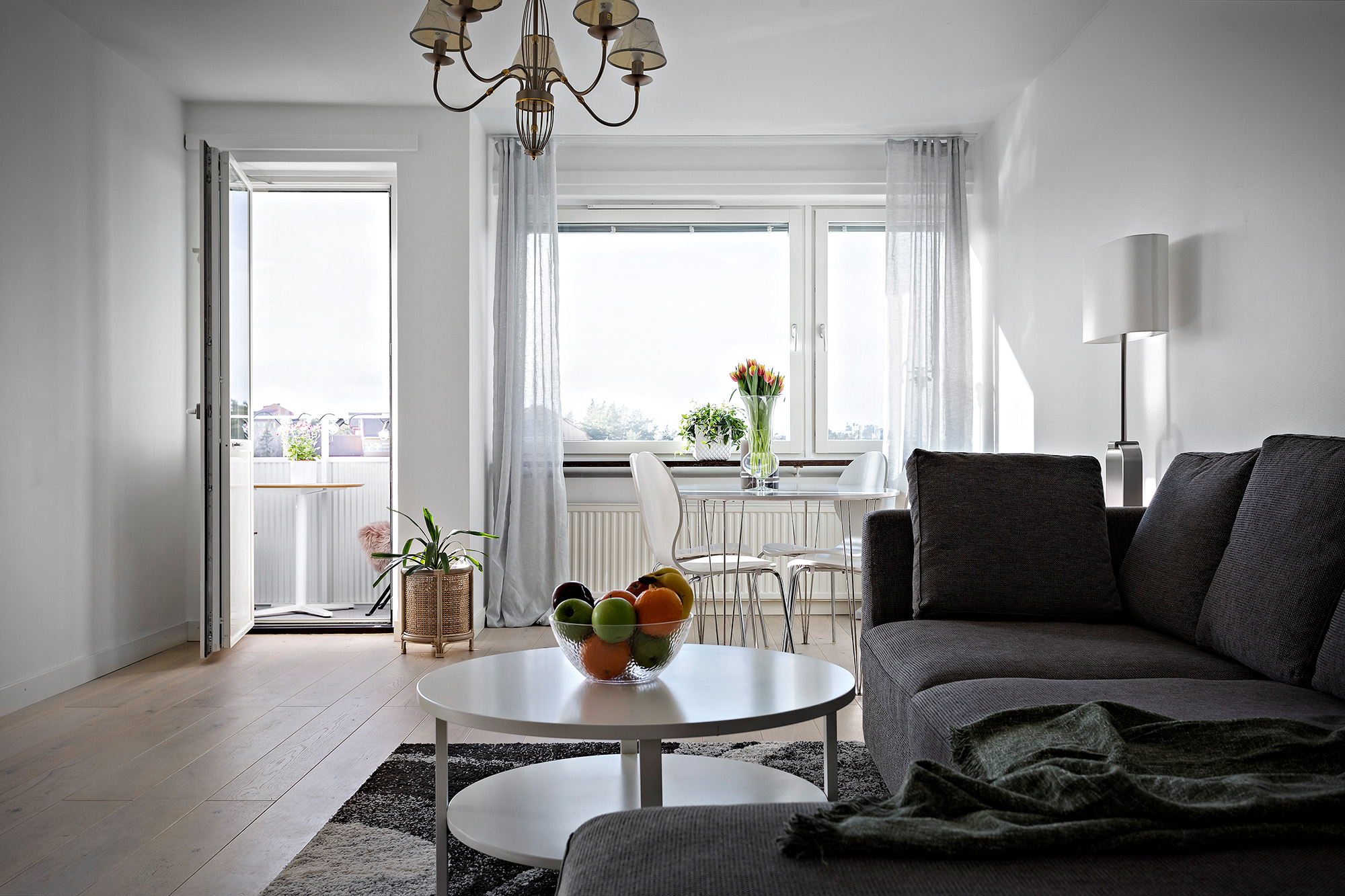 Bostadsbild från Per Hallströms Väg 12, 8tr, Såld i Forum Nacka, Nacka