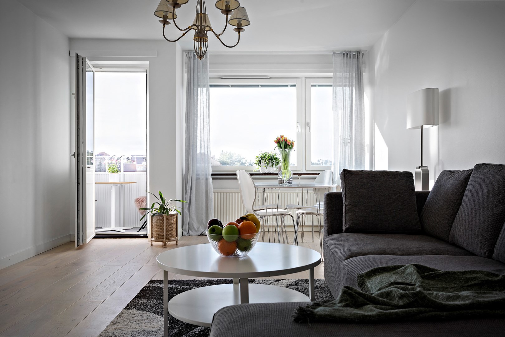 Bostadsbild från Per Hallströms Väg 12, 8tr, Såld i Forum Nacka, Nacka