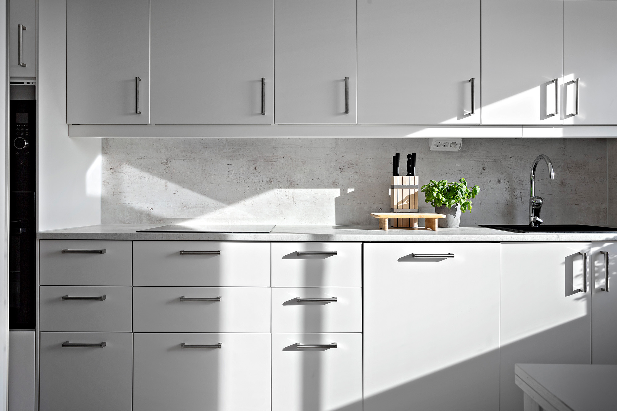 Bostadsbild från Per Hallströms Väg 12, 8tr, Såld i Forum Nacka, Nacka