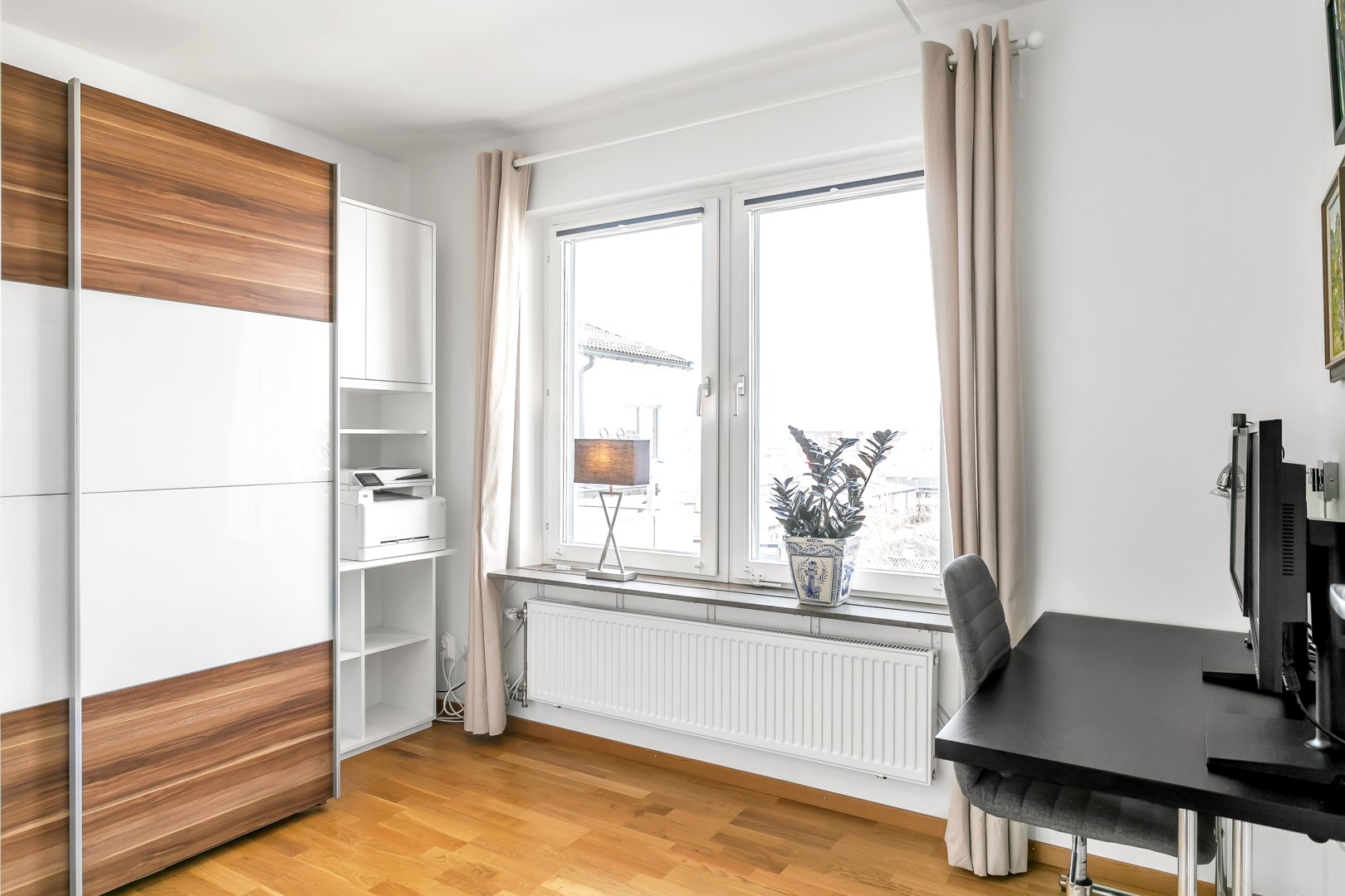 Bostadsbild från Råbyvägen 34, Såld i Kapellgärdet, Uppsala