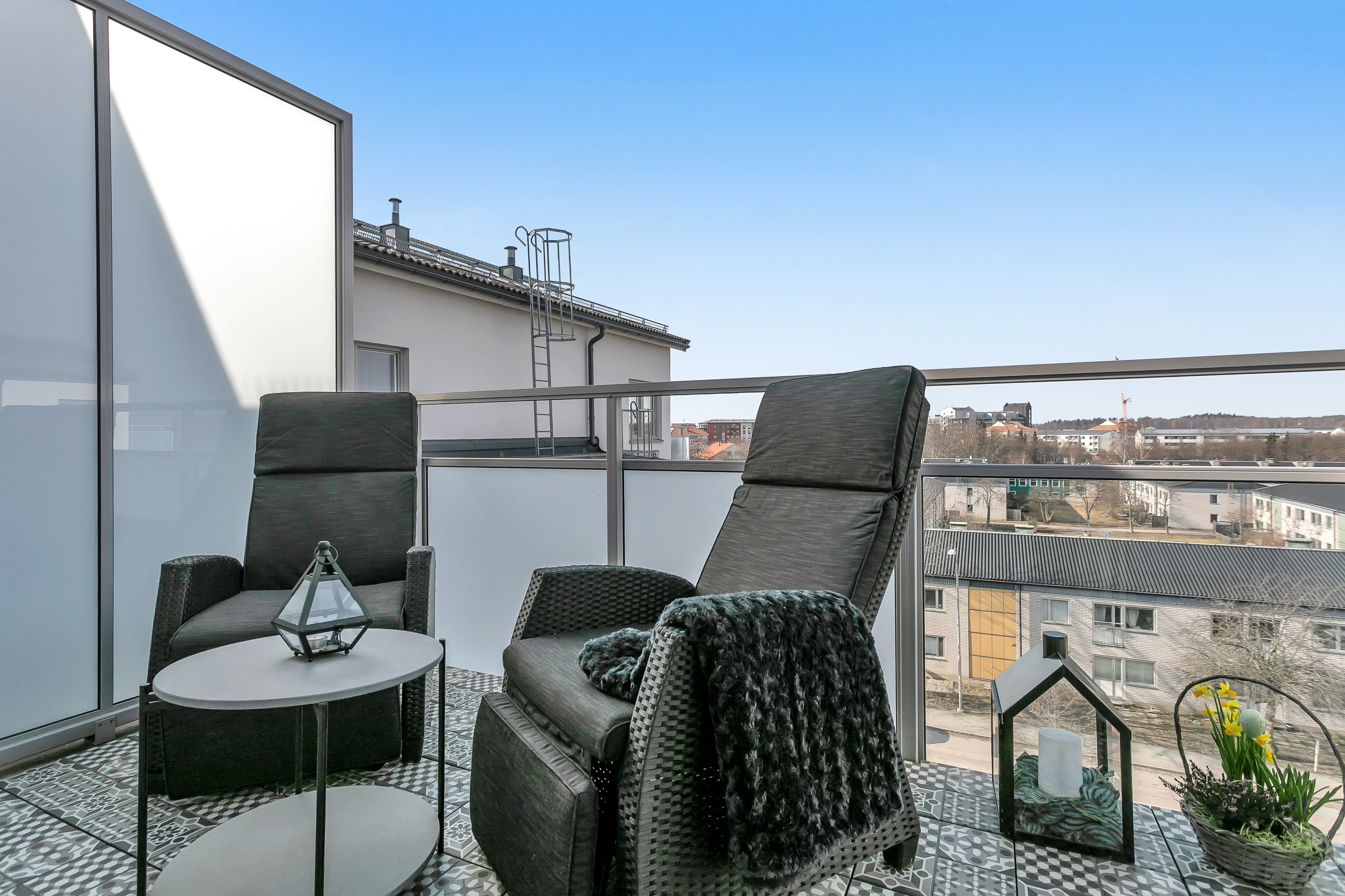 Bostadsbild från Råbyvägen 34, Såld i Kapellgärdet, Uppsala