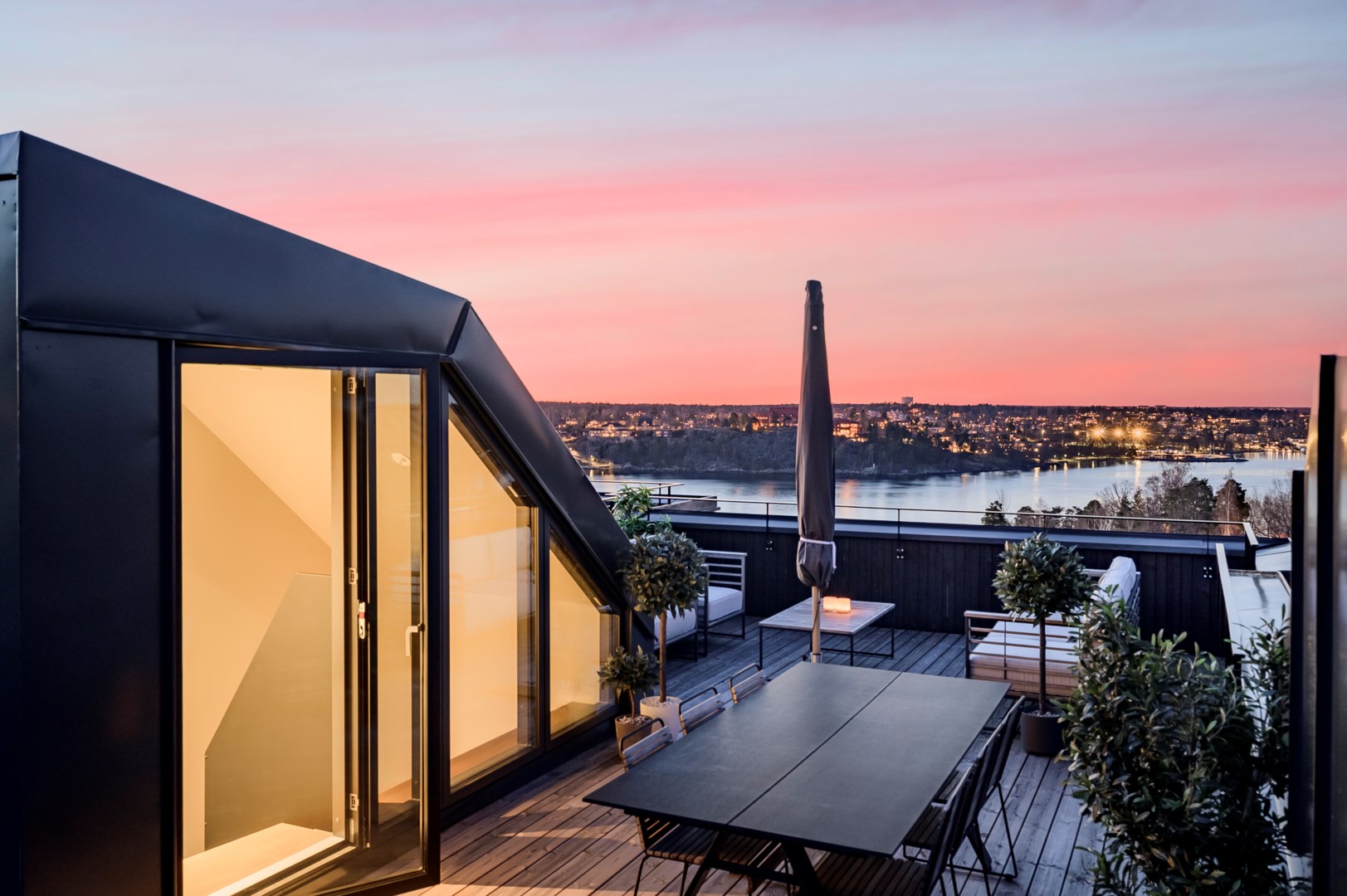 Bostadsbild från Utskogsvägen 63, Såld i Skuru, Nacka