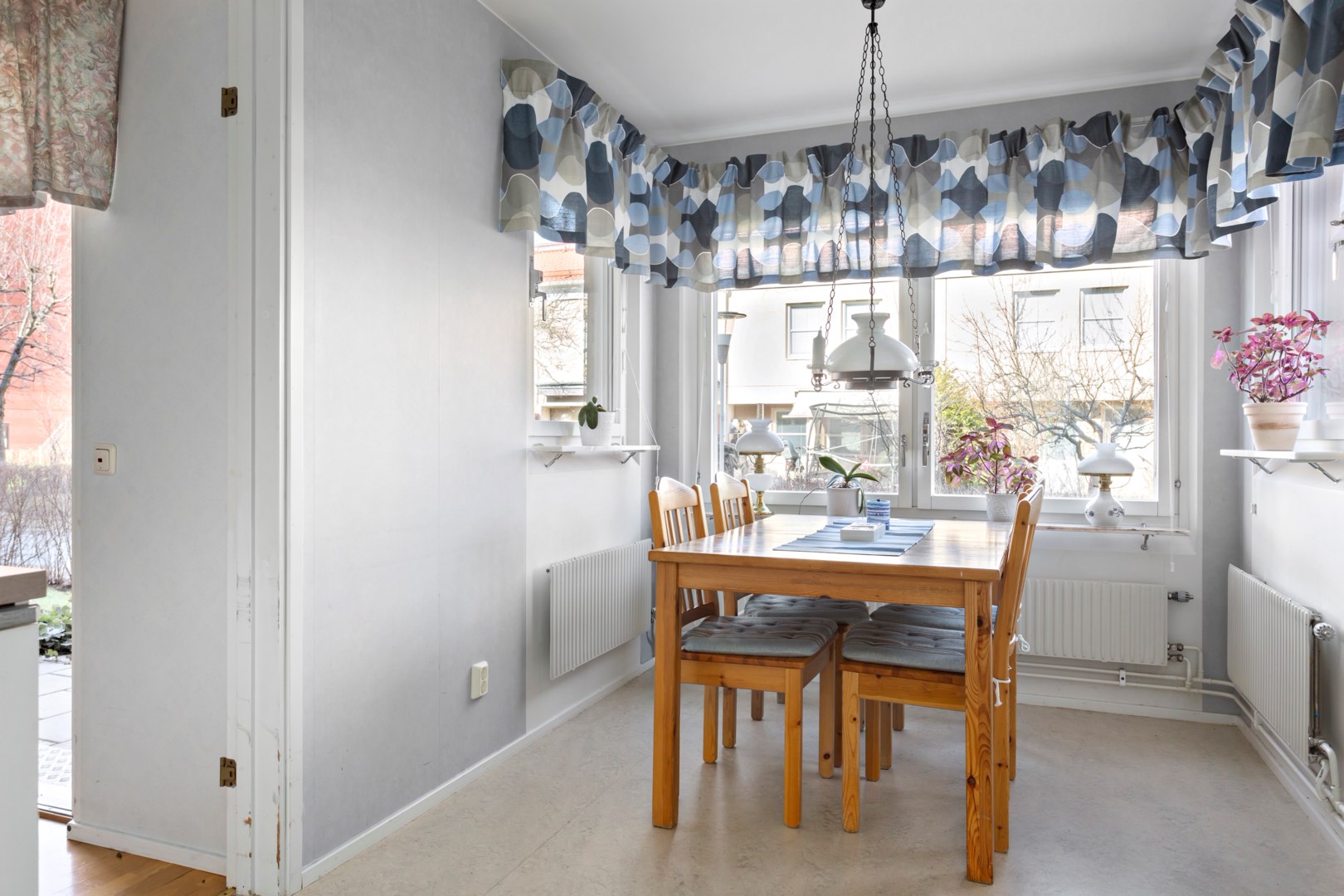 Bostadsbild från Fyrspannsvägen 66, Såld i Jarlaberg, Nacka