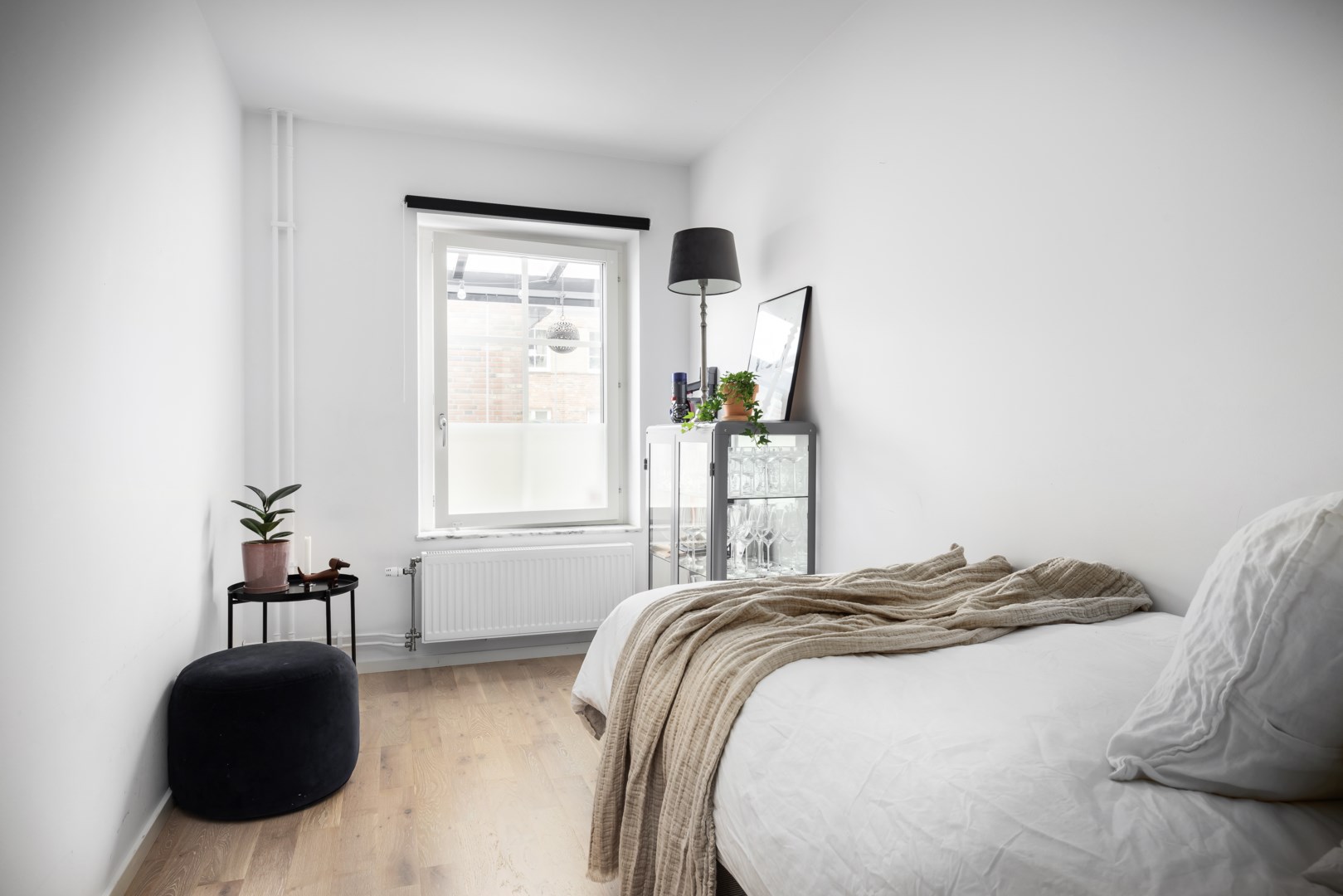 Bostadsbild från Josef Ekbergs Gränd 2, Såld i Porslinskvarteren, Värmdö