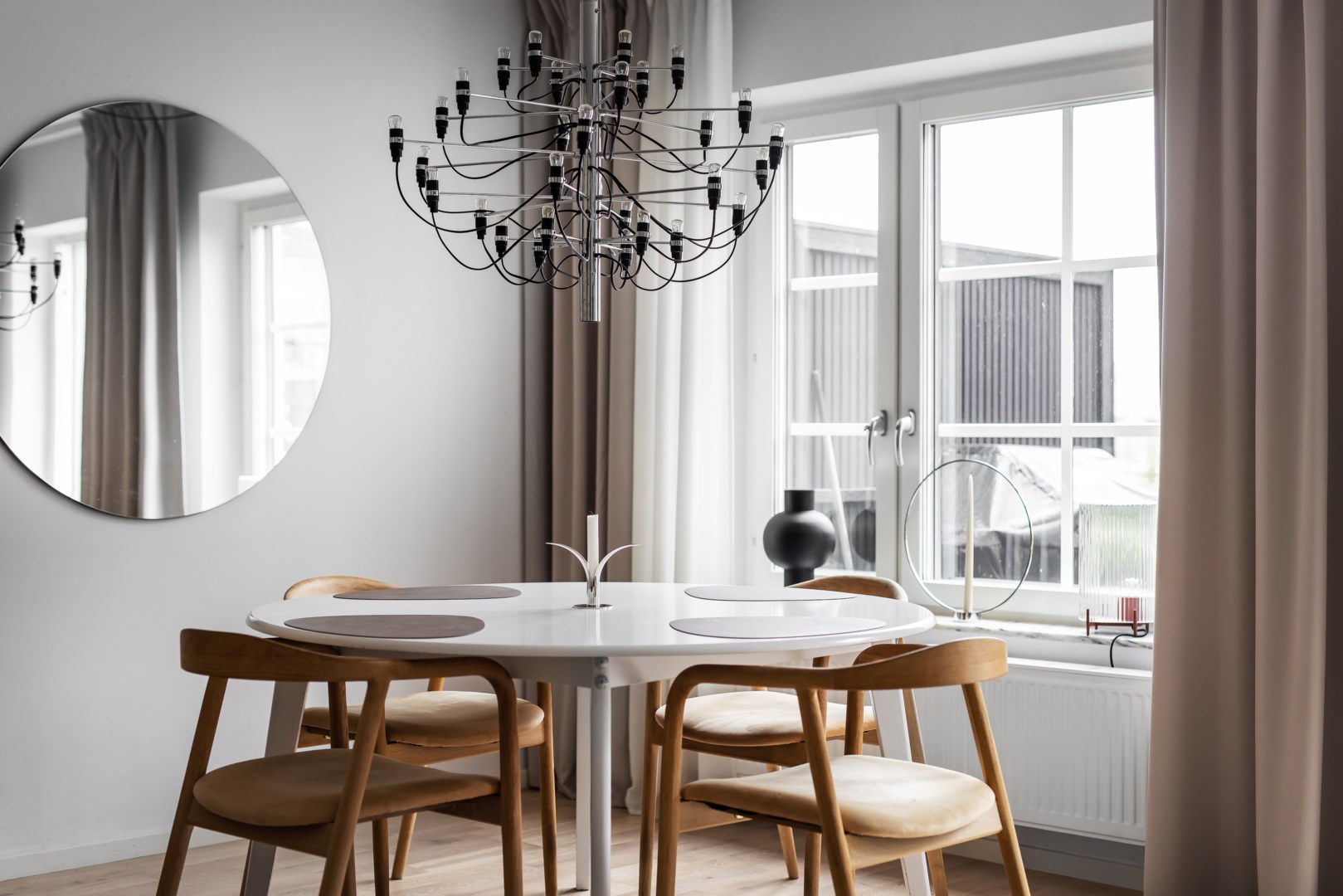 Bostadsbild från Josef Ekbergs Gränd 2, Såld i Porslinskvarteren, Värmdö