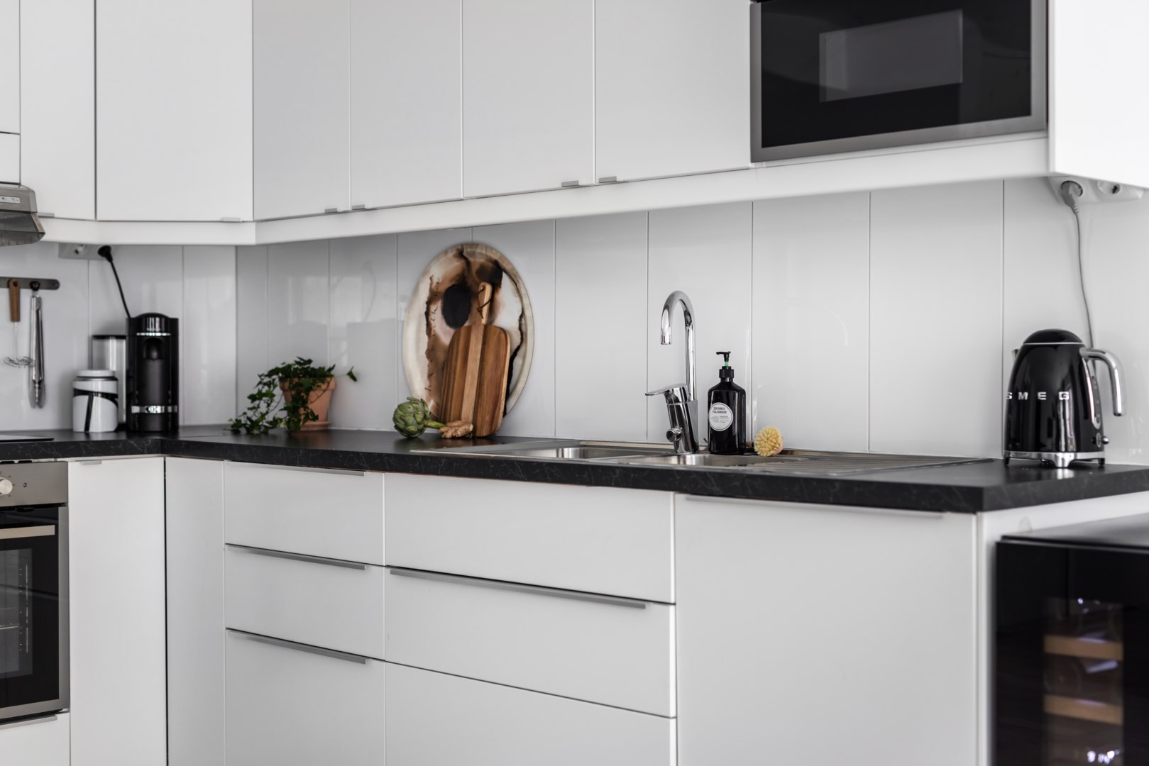 Bostadsbild från Josef Ekbergs Gränd 2, Såld i Porslinskvarteren, Värmdö