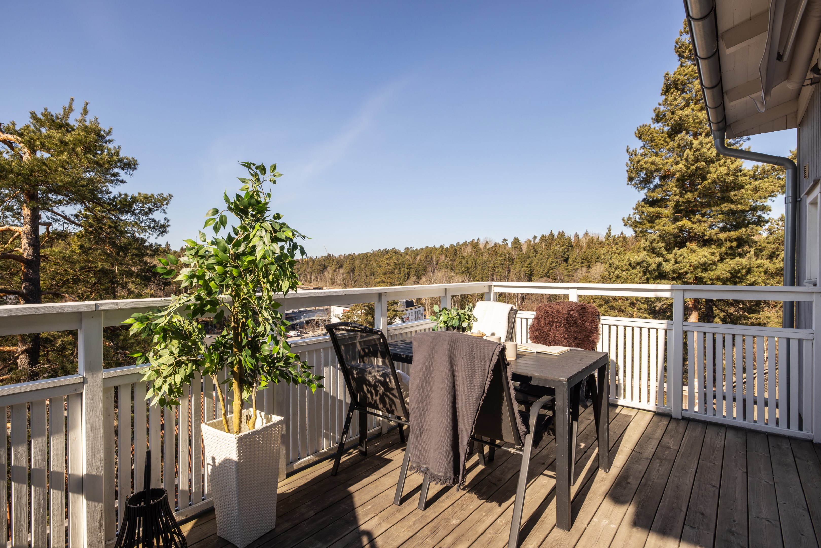 Bostadsbild från Fältspatsvägen 28A, Såld i Norra Lännersta, Nacka