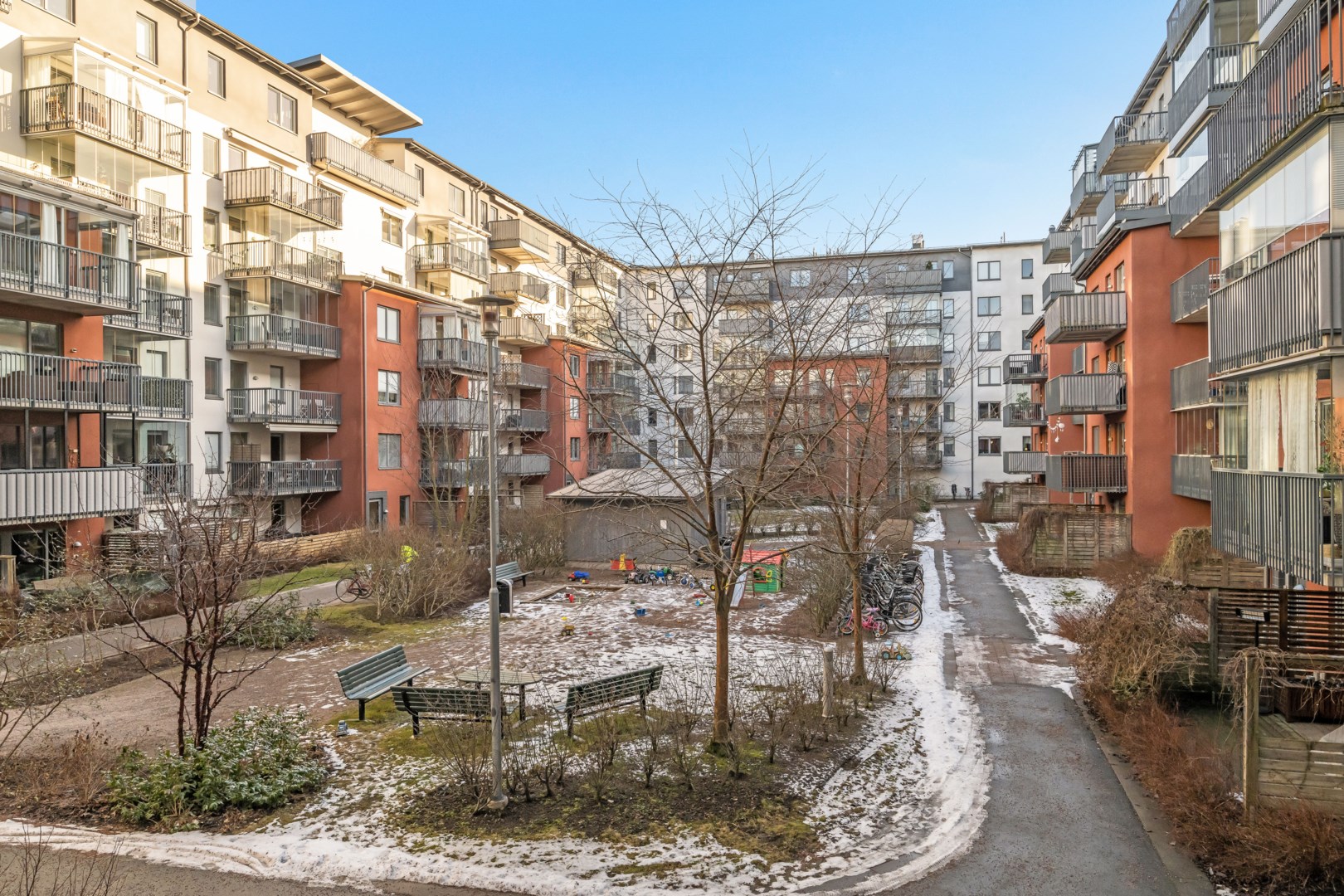 Bostadsbild från Hugingatan 11, Såld i Kungsängen, Uppsala