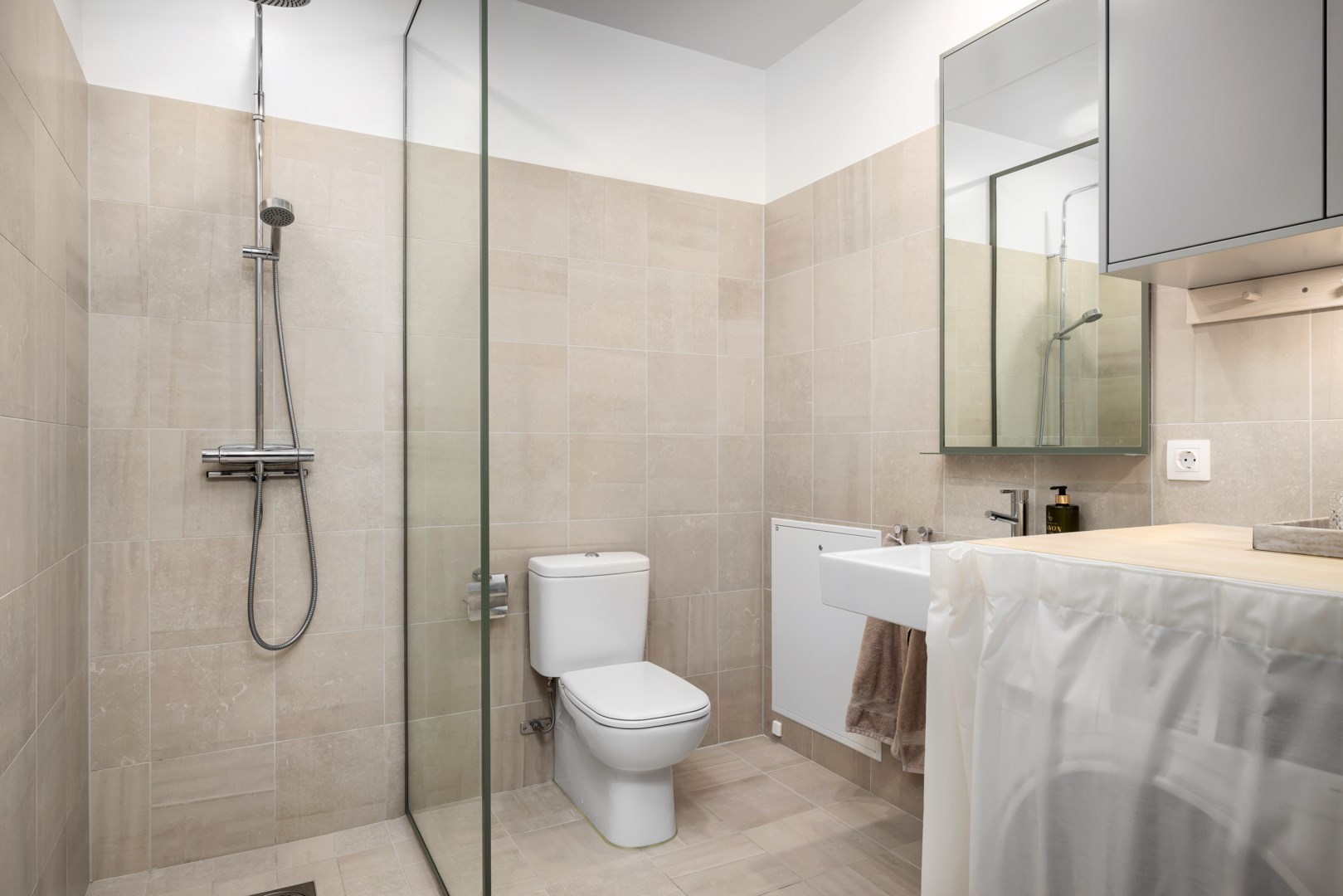 Bostadsbild från Tollarevägen 49, Såld i Tollare, Nacka