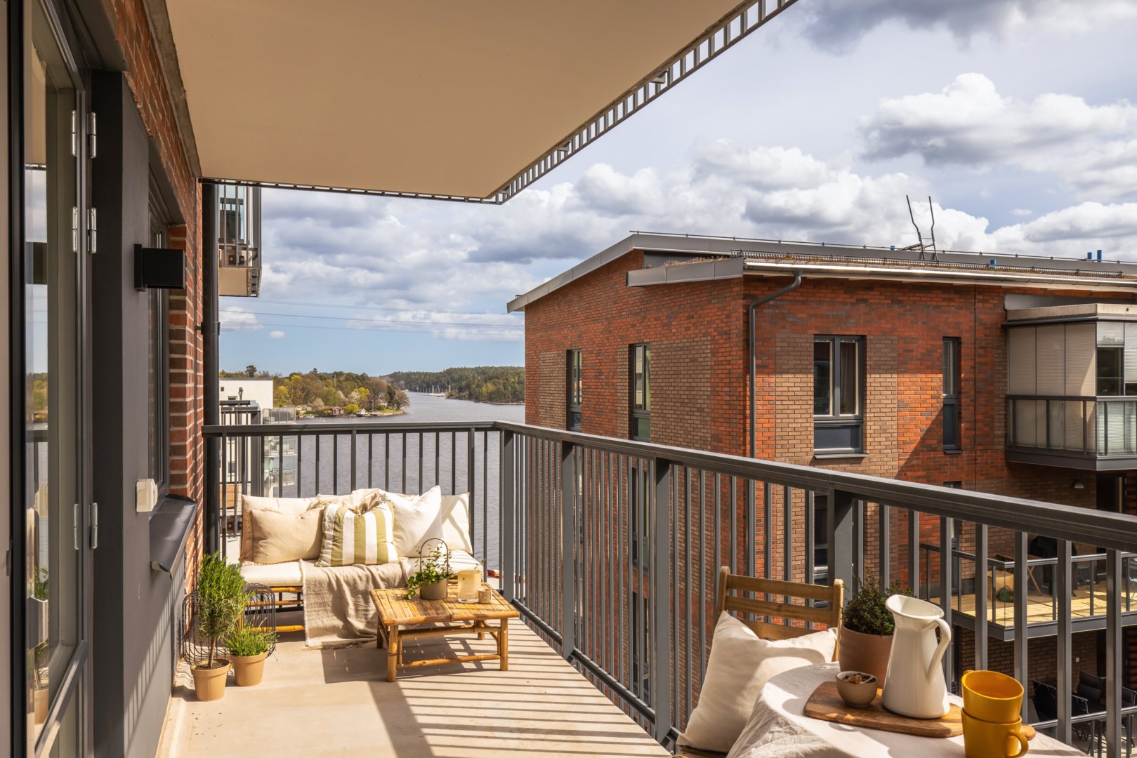 Bostadsbild från Tollareslingan 22, 5 tr, Såld i Tollare, Nacka