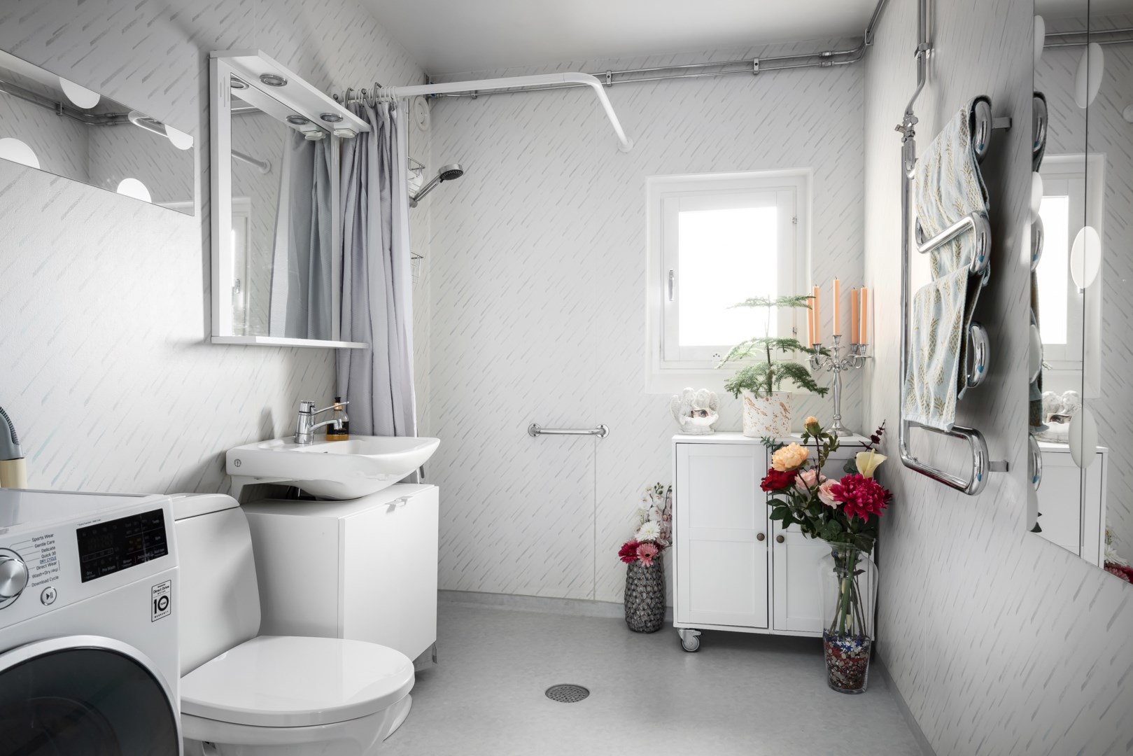 Bostadsbild från Serenadvägen 20, Såld i Nacka Forum, Nacka