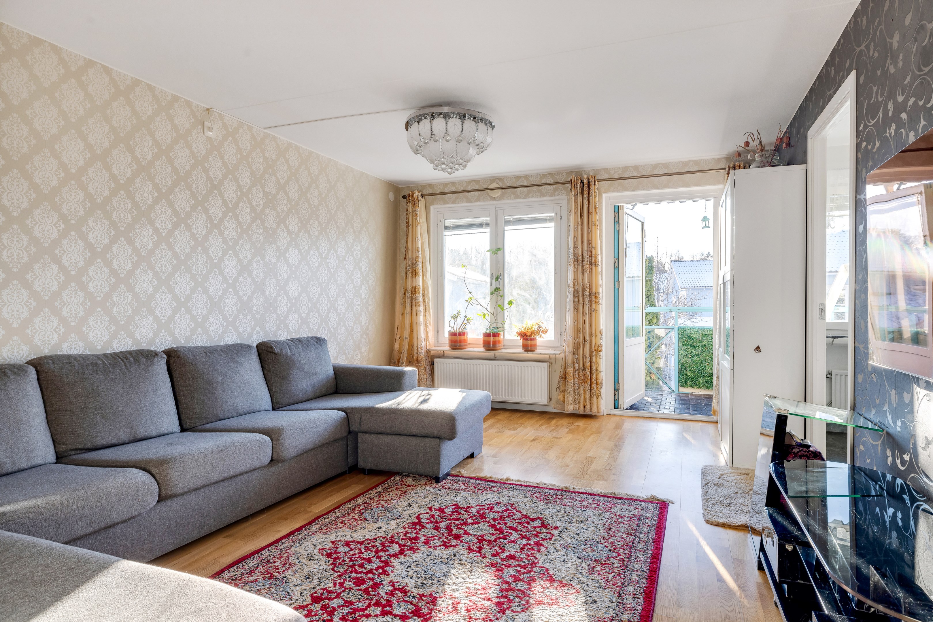 Bostadsbild från Stenrösvägen 49, Till salu i Stenhagen, Uppsala