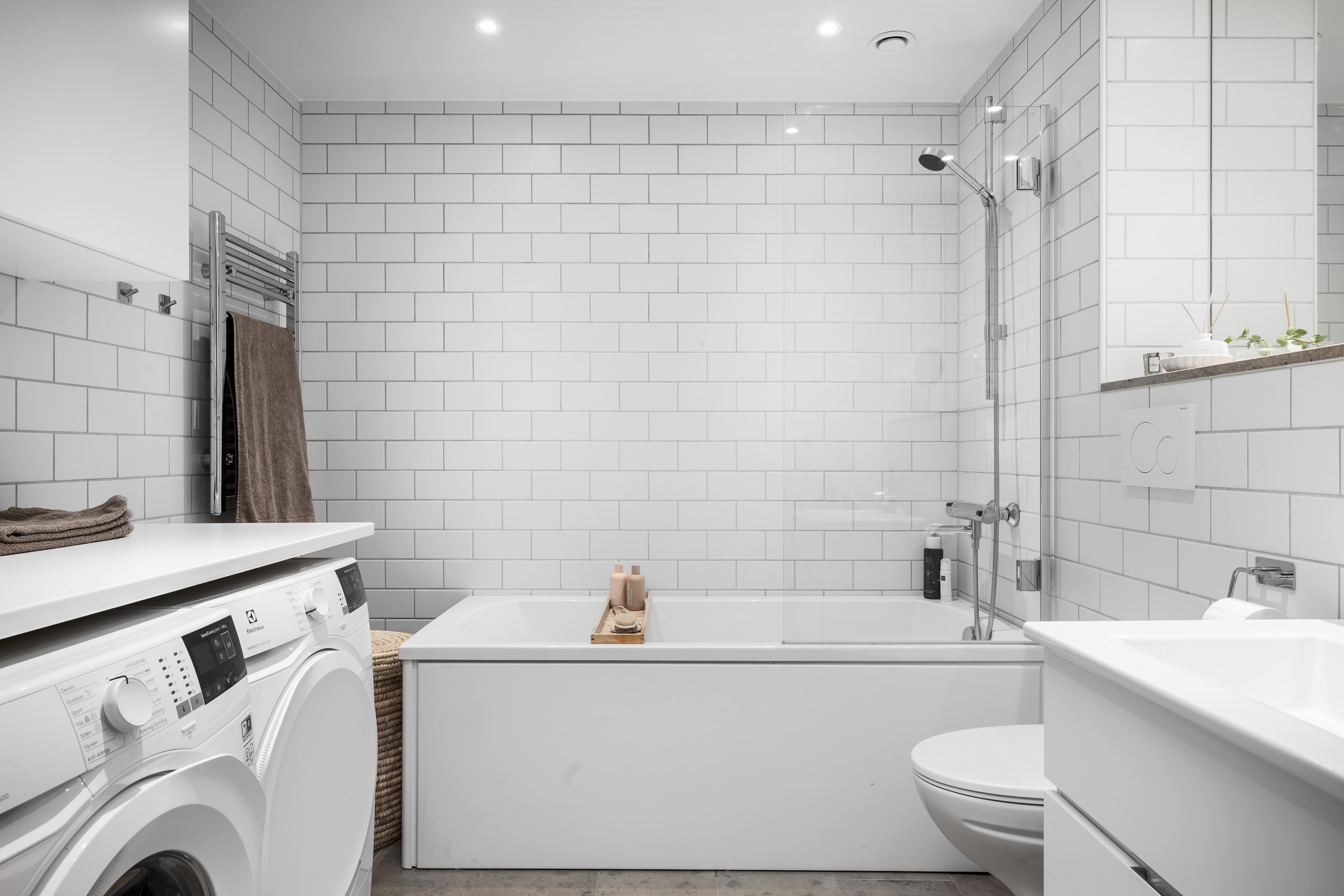 Bostadsbild från Tollare Ängsväg 28, Såld i Tollare, Nacka