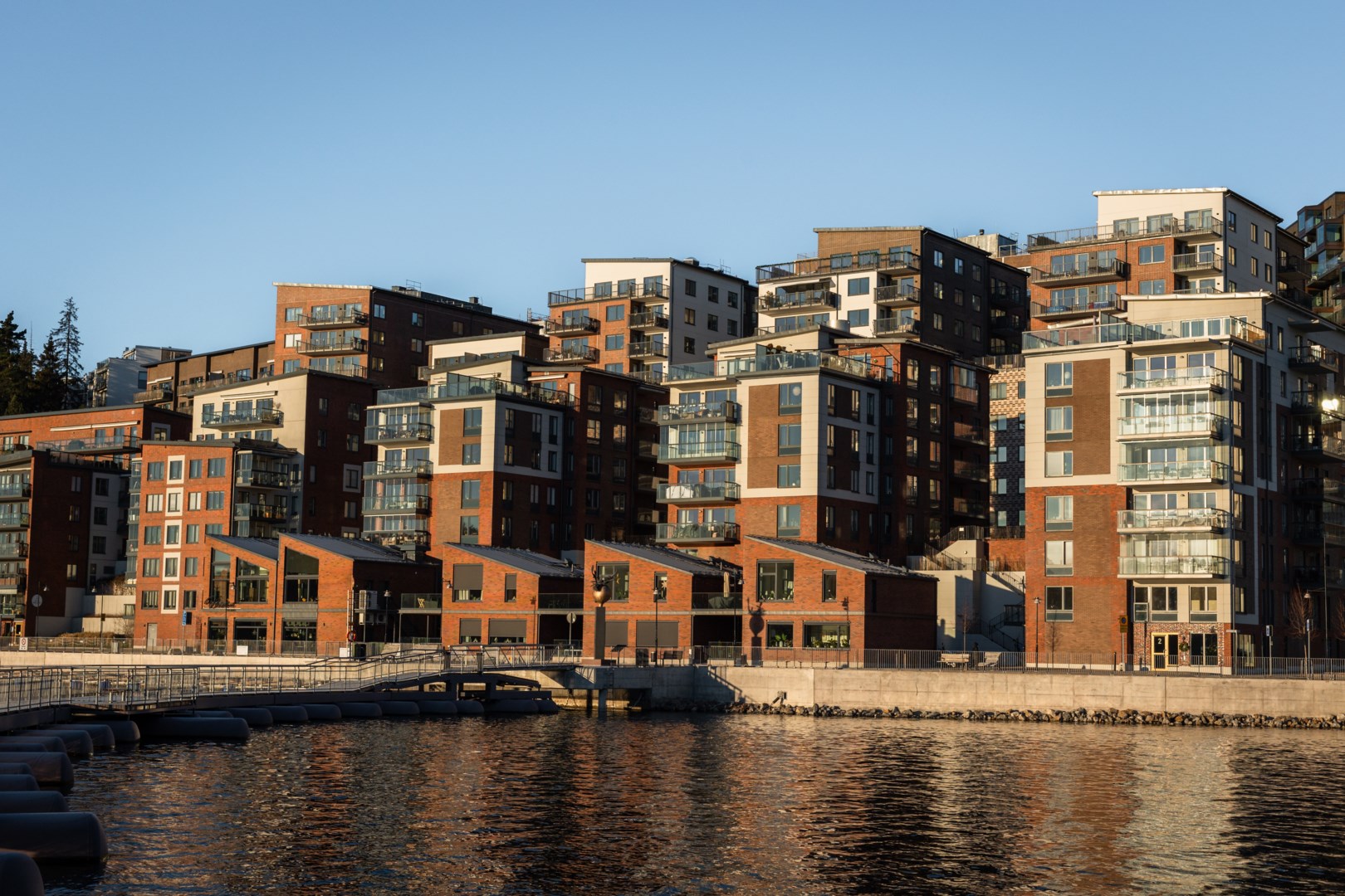 Bostadsbild från Tollarevägen 51, 3 tr, Såld i Tollare, Nacka