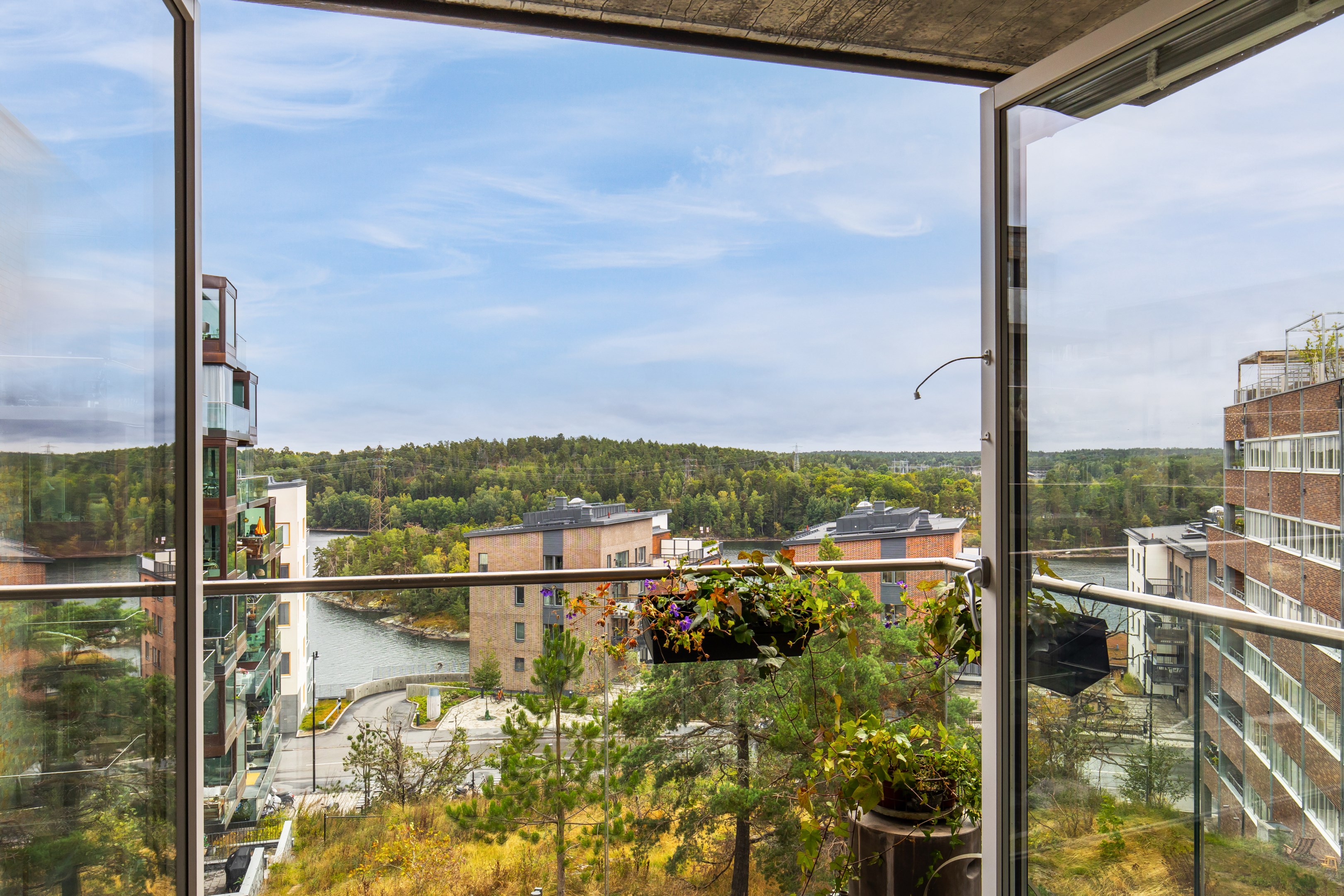 Bostadsbild från Tollarevägen 51, 3 tr, Såld i Tollare, Nacka