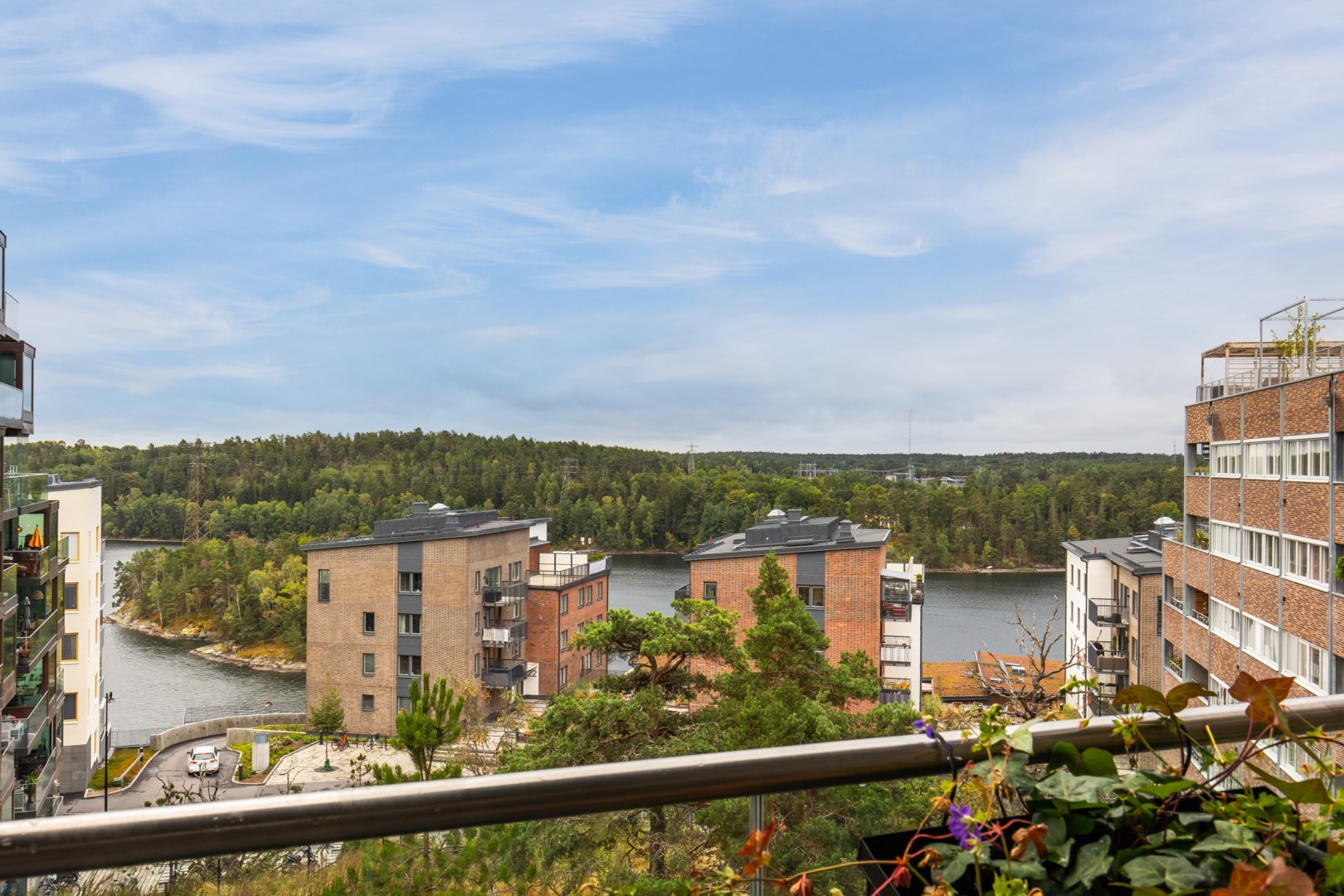 Bostadsbild från Tollarevägen 51, 3 tr, Såld i Tollare, Nacka