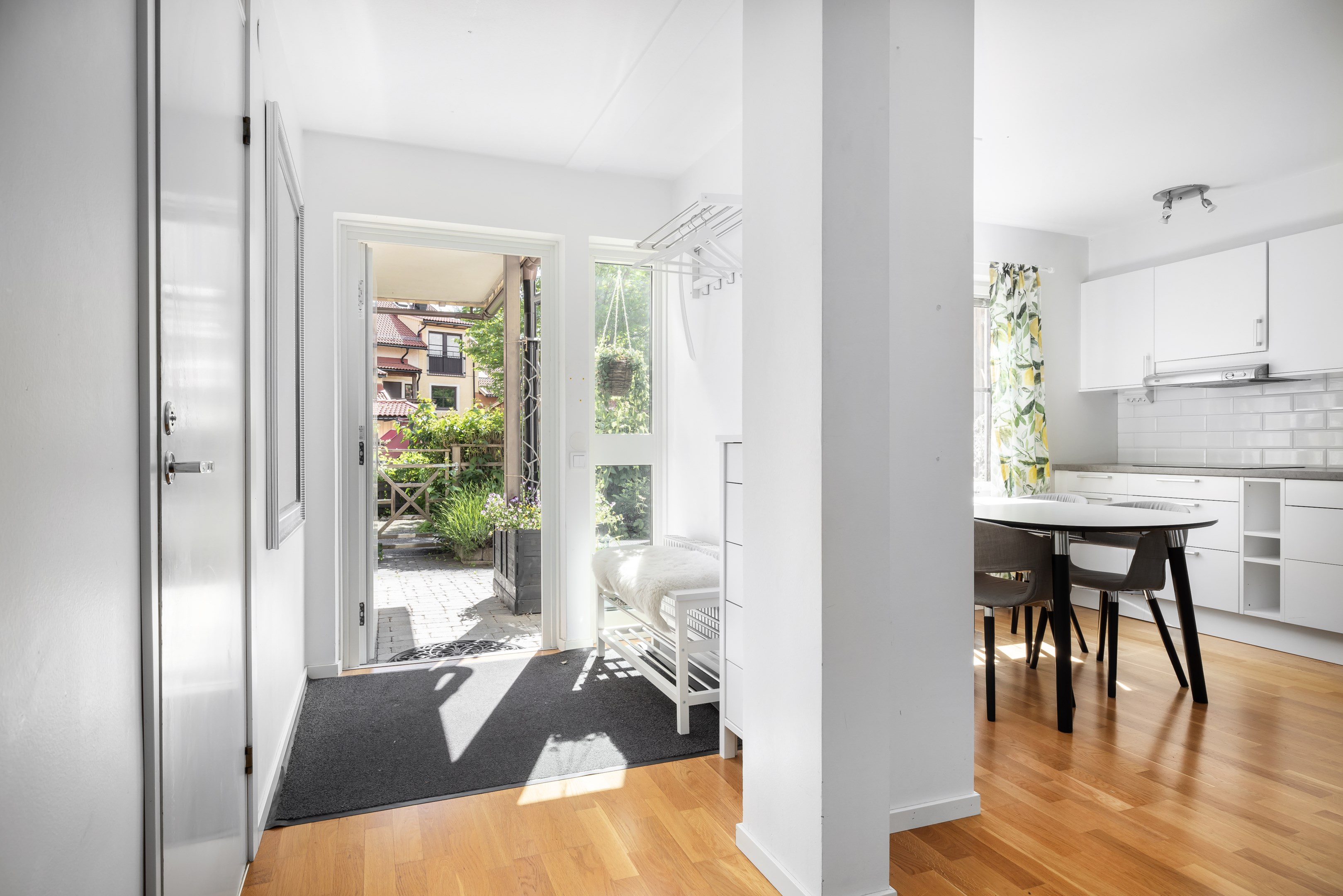 Bostadsbild från Storholmsvägen 48, Såld i Östra Orminge, Nacka