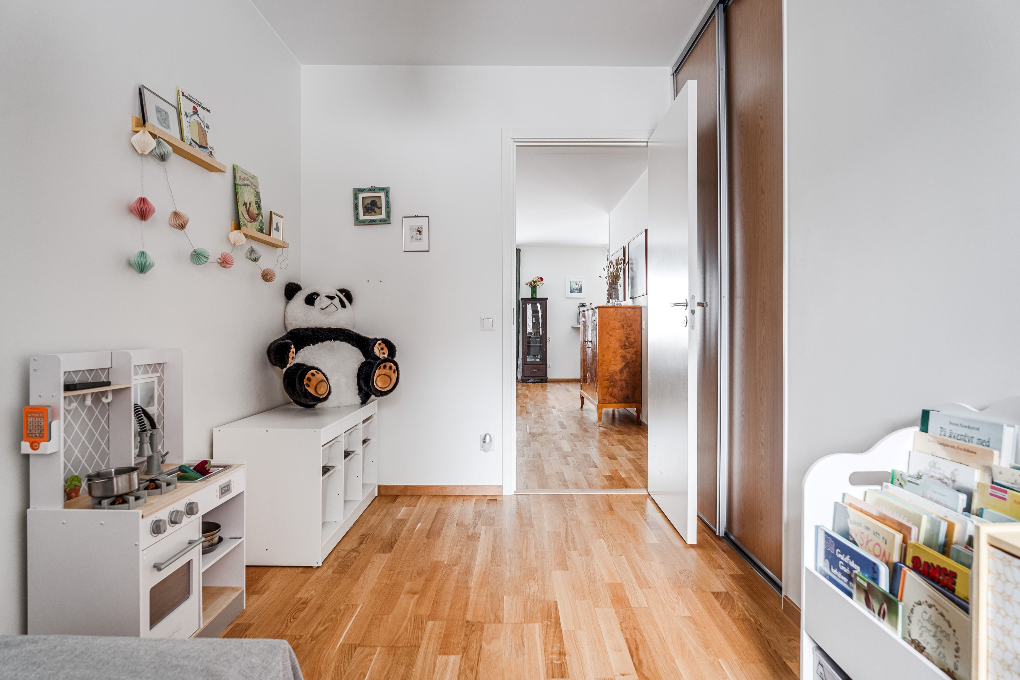 Bostadsbild från Hugingatan 11, Såld i Kungsängen, Uppsala