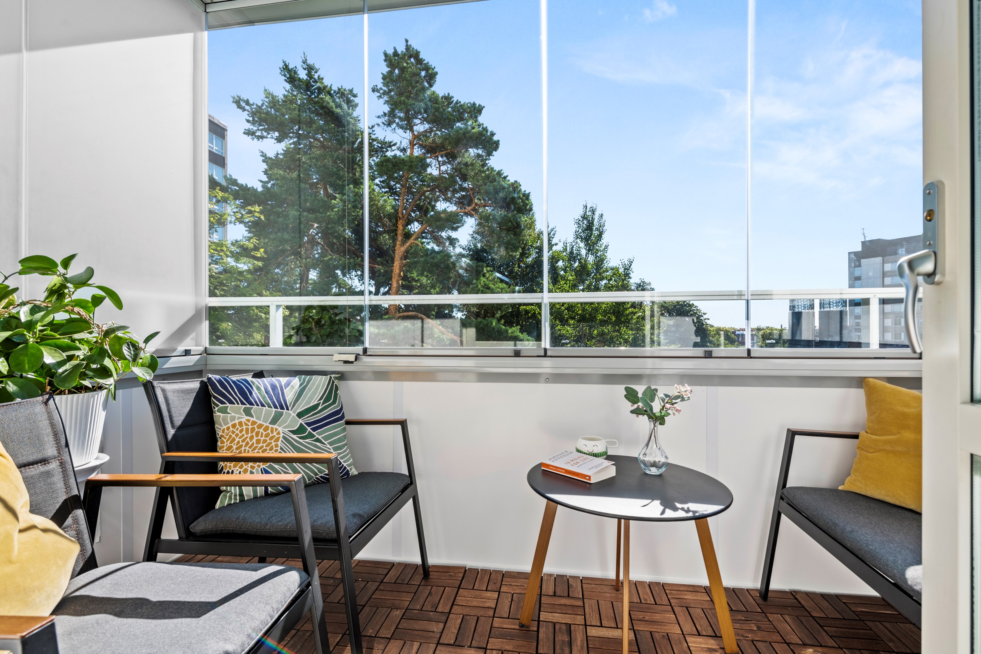 Bostadsbild från Edinsvägen 8, Såld i Ektorp, Nacka