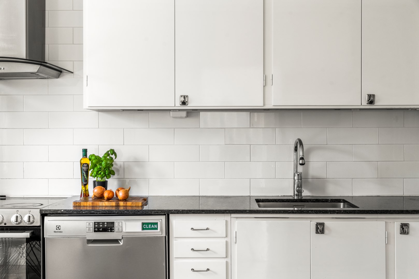 Bostadsbild från Edinsvägen 8, Såld i Ektorp, Nacka