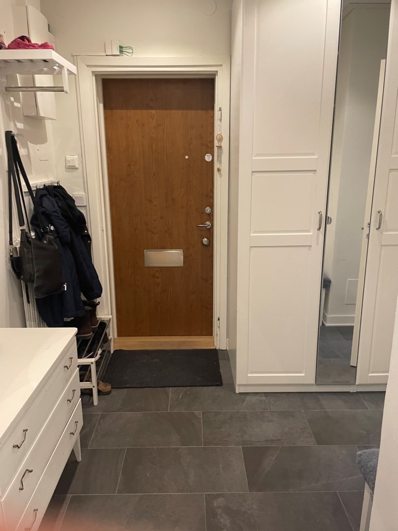 Bostadsbild från Ugglevägen 21B, Såld i Ektorp, Nacka