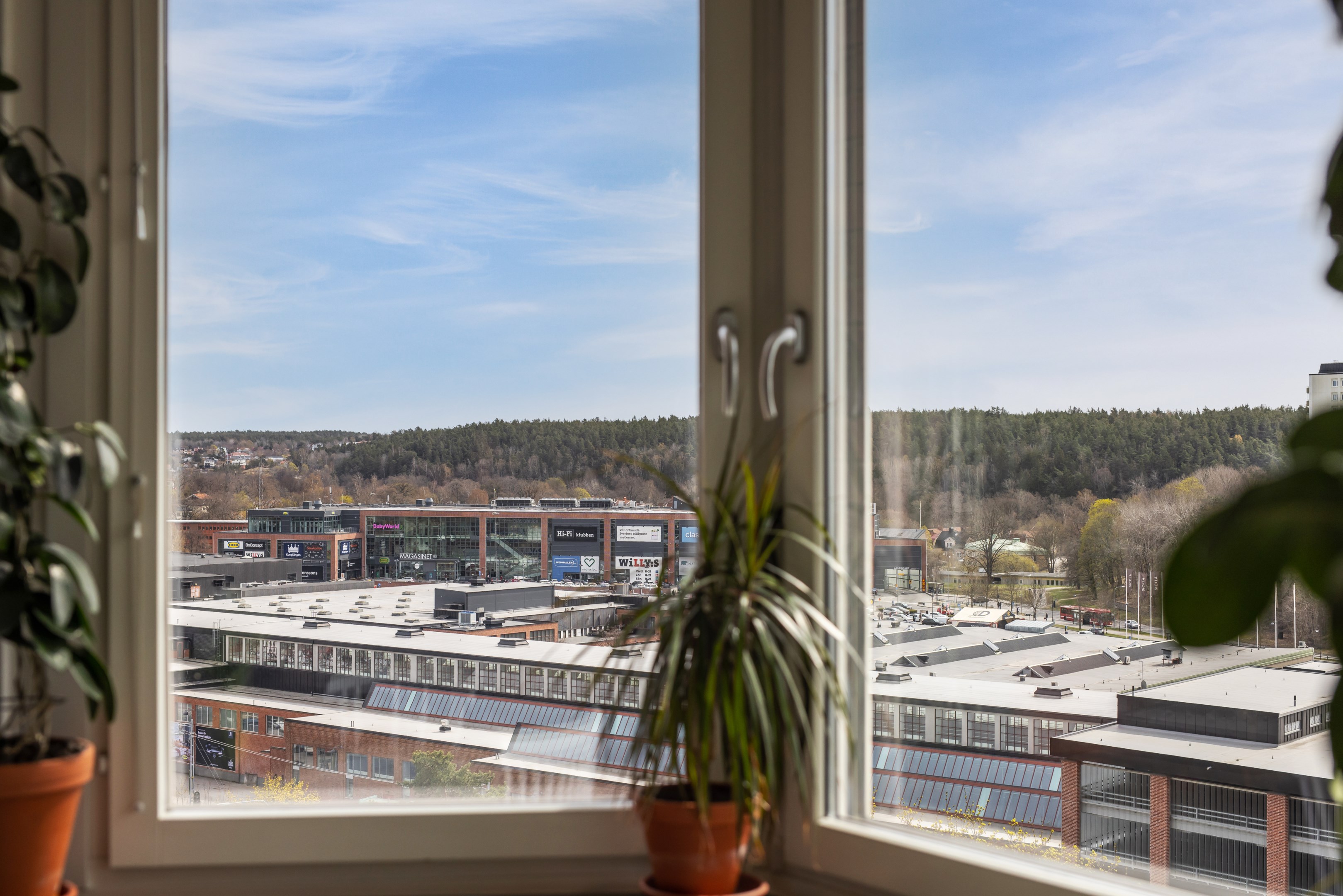 Bostadsbild från Alphyddevägen 25, Såld i , Nacka