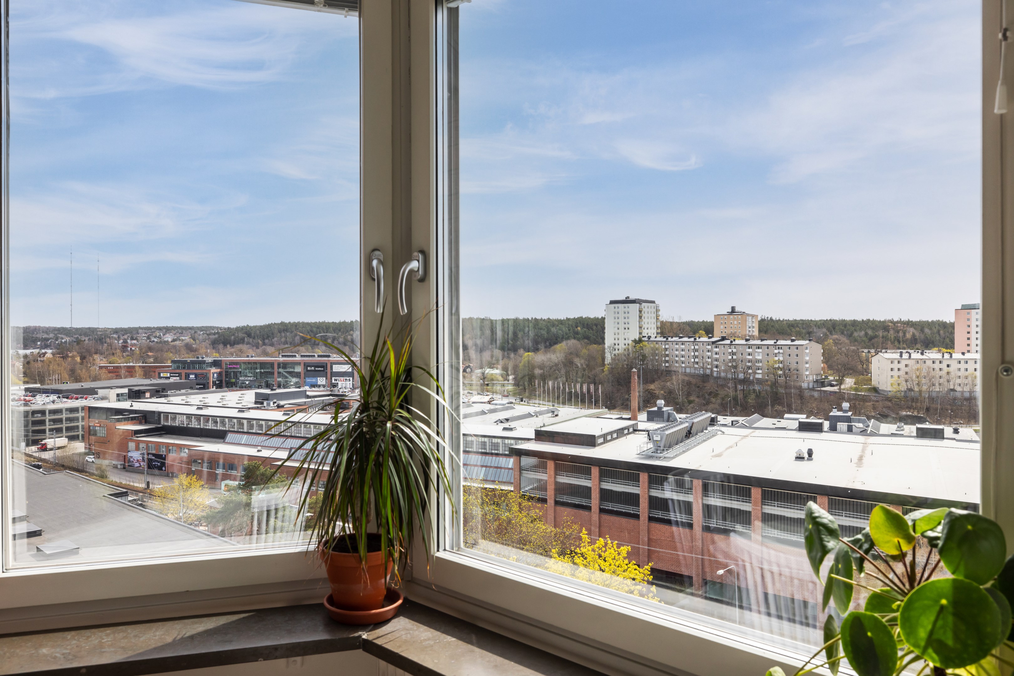 Bostadsbild från Alphyddevägen 25, Såld i , Nacka