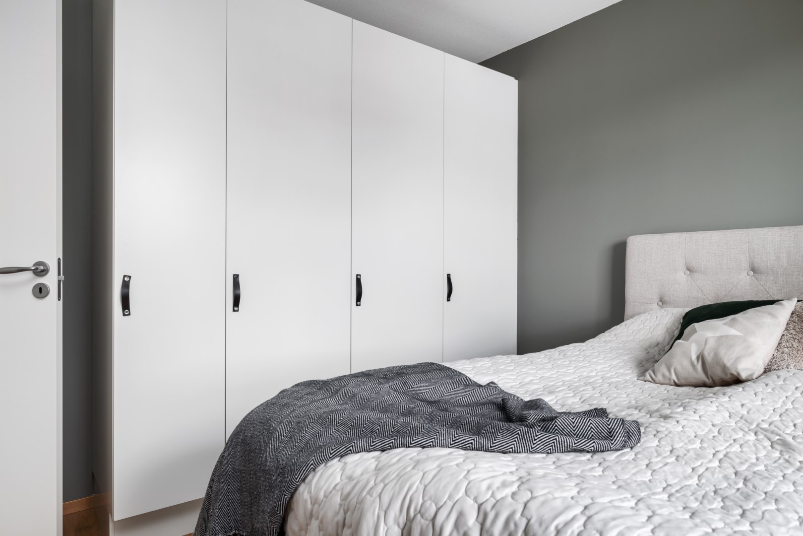 Bostadsbild från Hedenströms väg 15, 2 tr, Såld i Tollare, Nacka