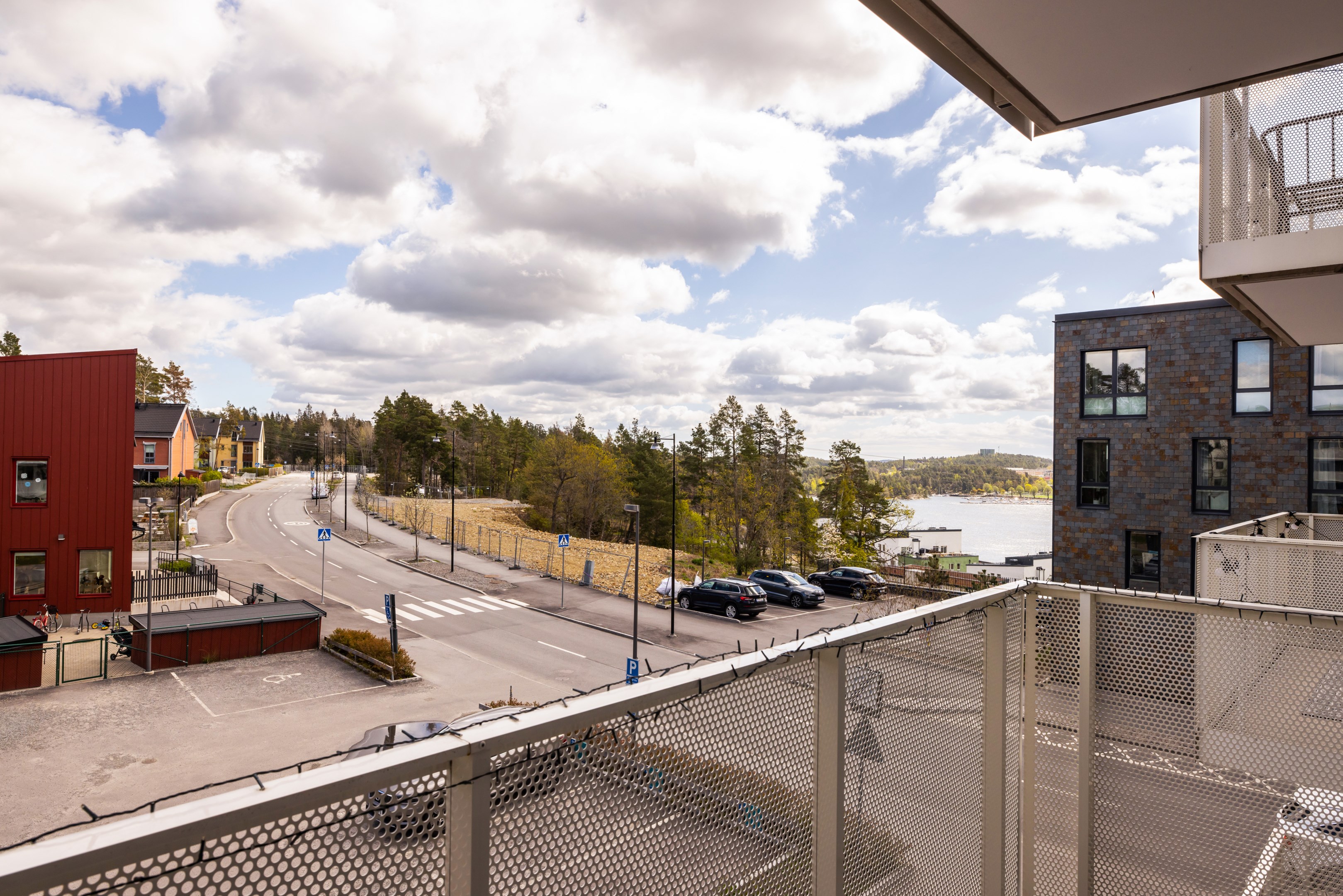 Bostadsbild från Hedenströms väg 15, 2 tr, Såld i Tollare, Nacka