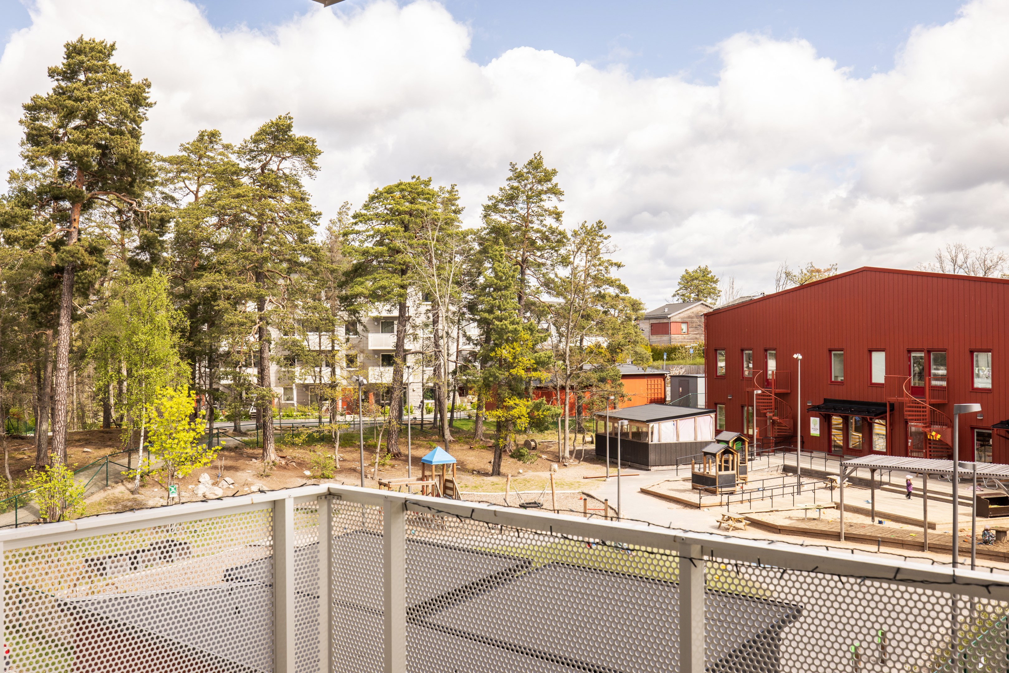 Bostadsbild från Hedenströms väg 15, 2 tr, Såld i Tollare, Nacka