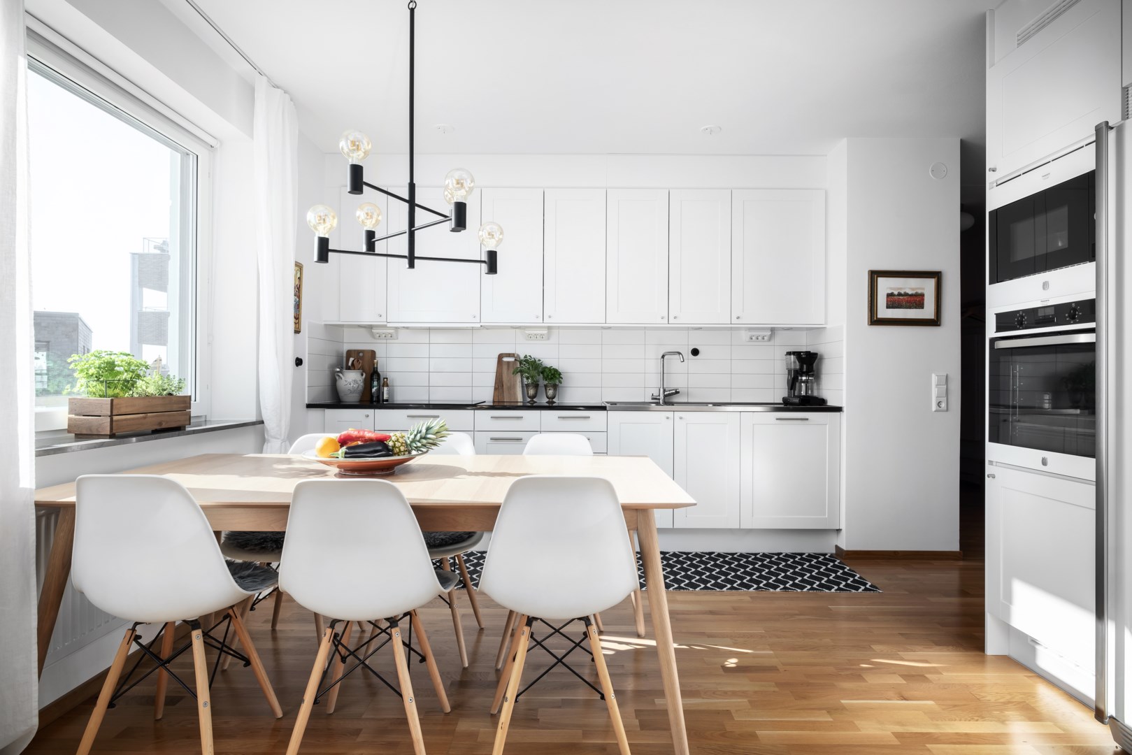 Bostadsbild från Tollare torg 4, 2/2 tr, Såld i Tollare, Nacka