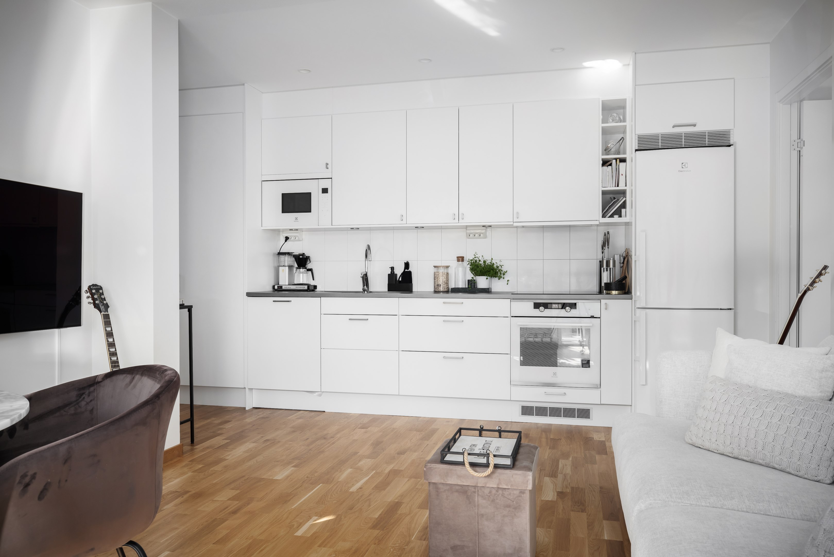 Bostadsbild från Tollareslingan 12, 9 tr, Såld i Tollare, Nacka