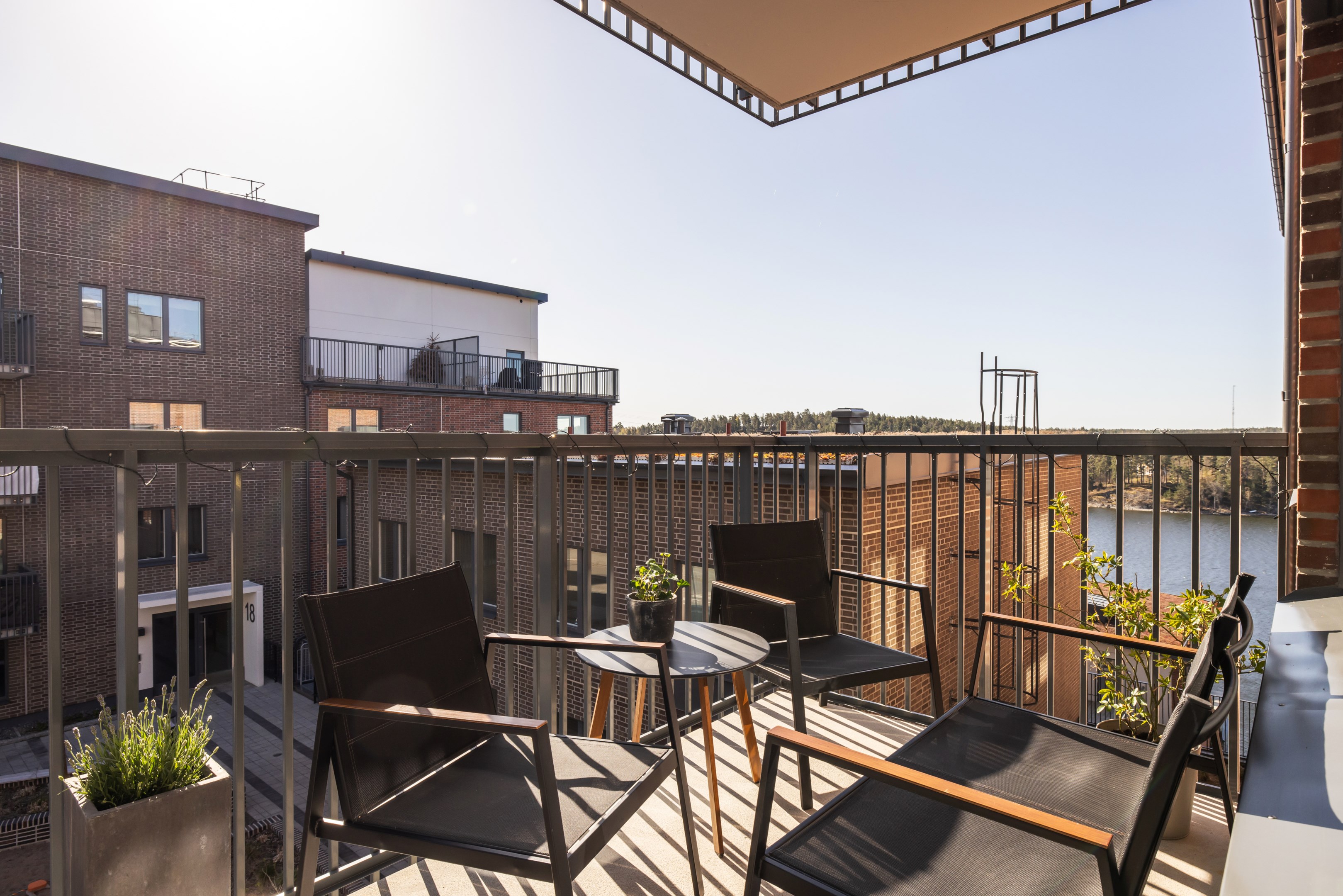 Bostadsbild från Tollareslingan 12, 9 tr, Såld i Tollare, Nacka