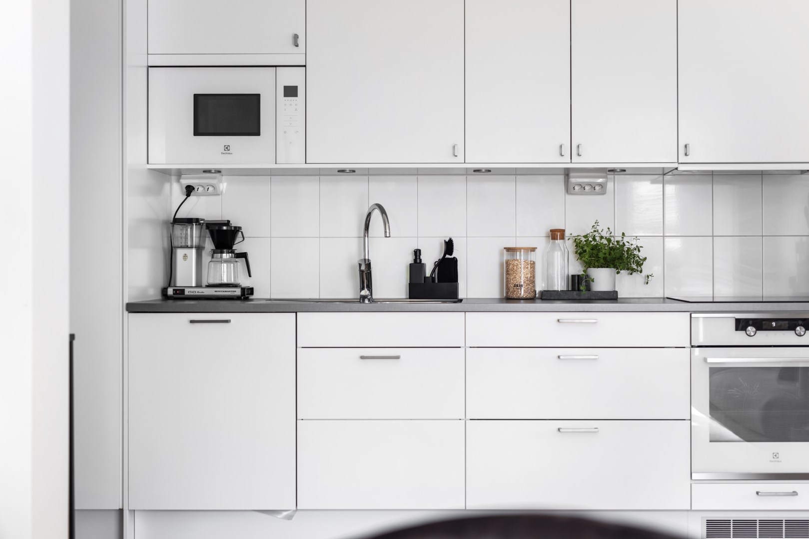 Bostadsbild från Tollareslingan 12, 9 tr, Såld i Tollare, Nacka