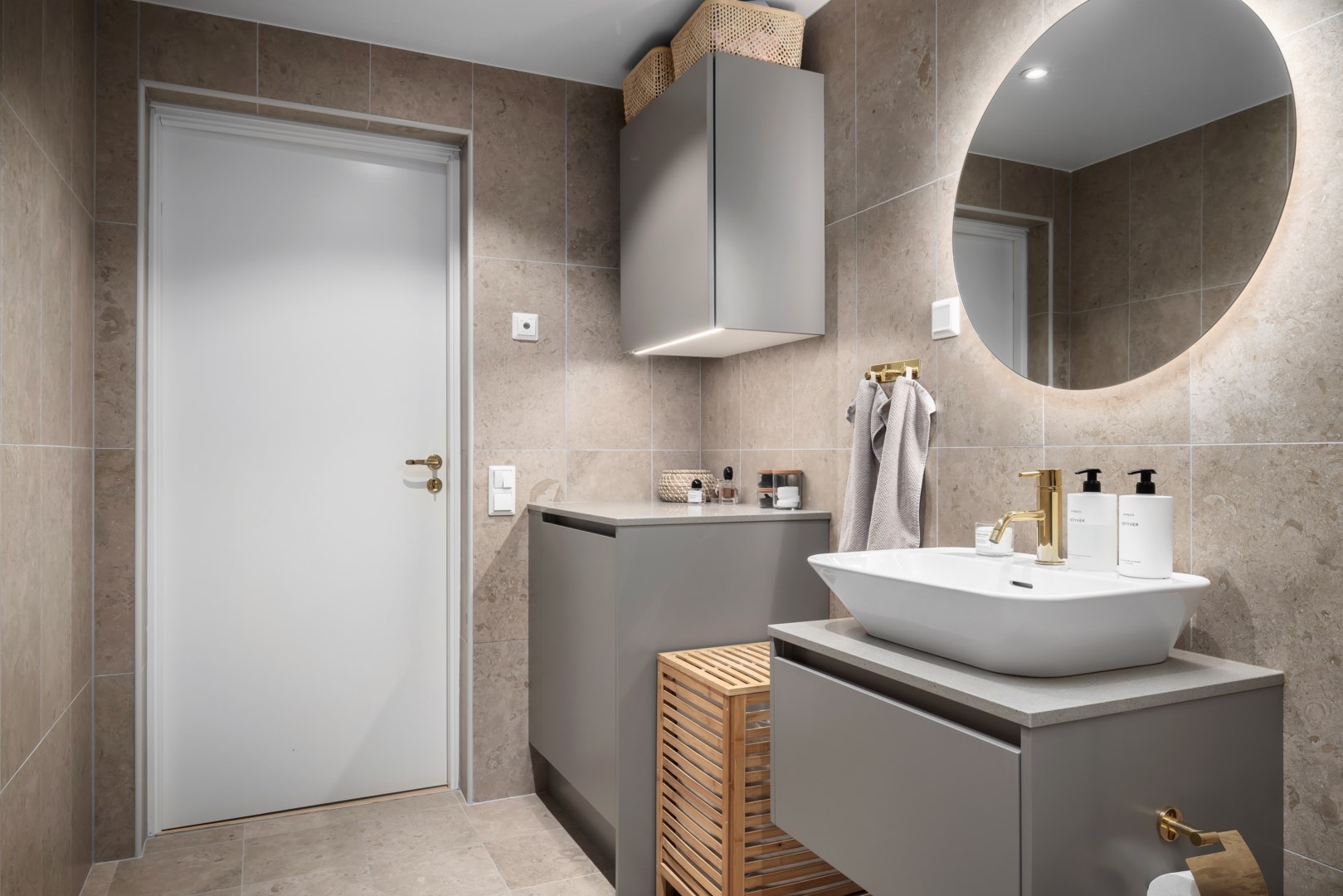 Bostadsbild från Nya gatan 9, 2 tr, Såld i Forum Nacka, Nacka