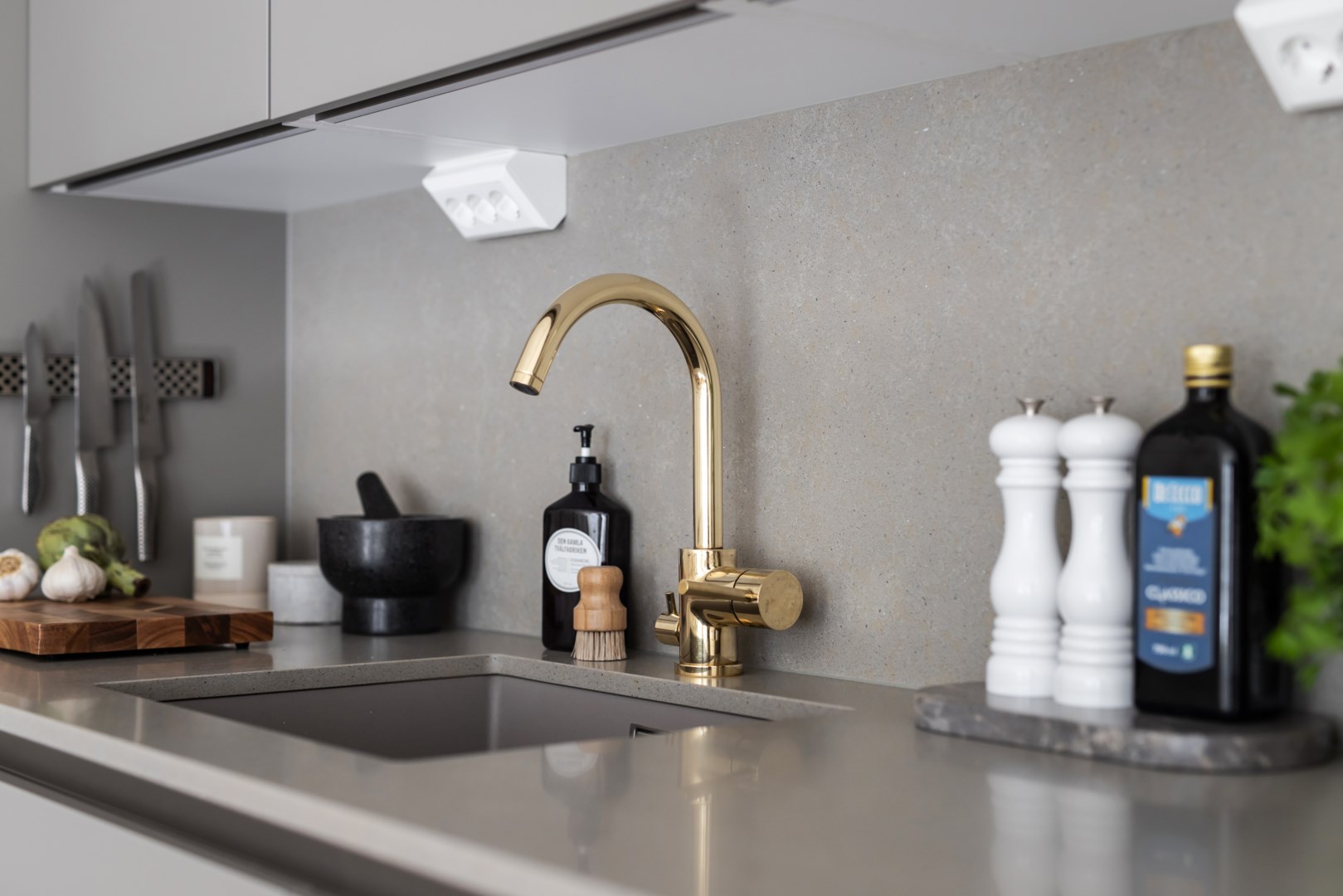 Bostadsbild från Nya gatan 9, 2 tr, Såld i Forum Nacka, Nacka