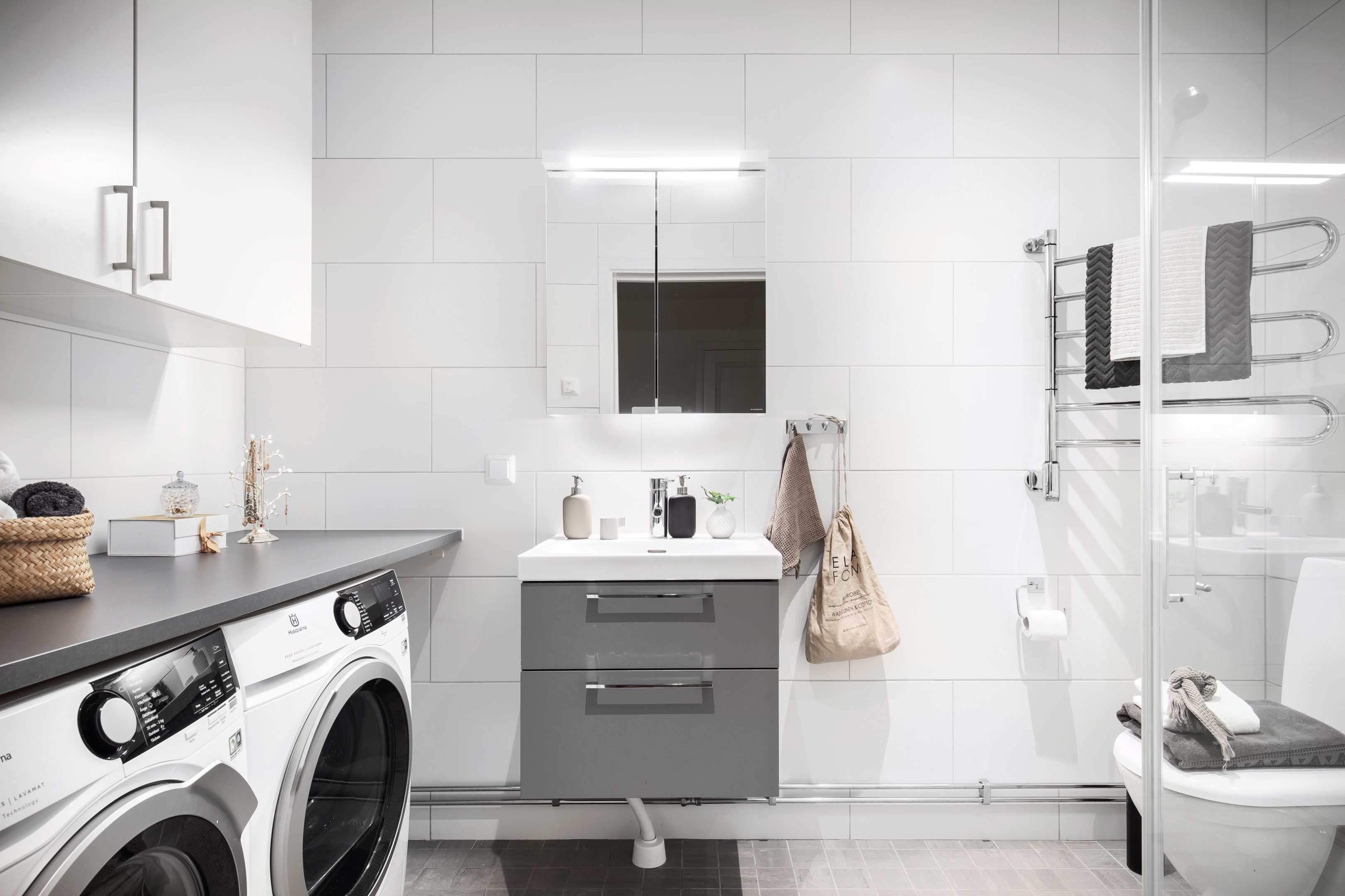 Bostadsbild från Tollare kaj 8, 3 tr, Såld i Tollare, Nacka