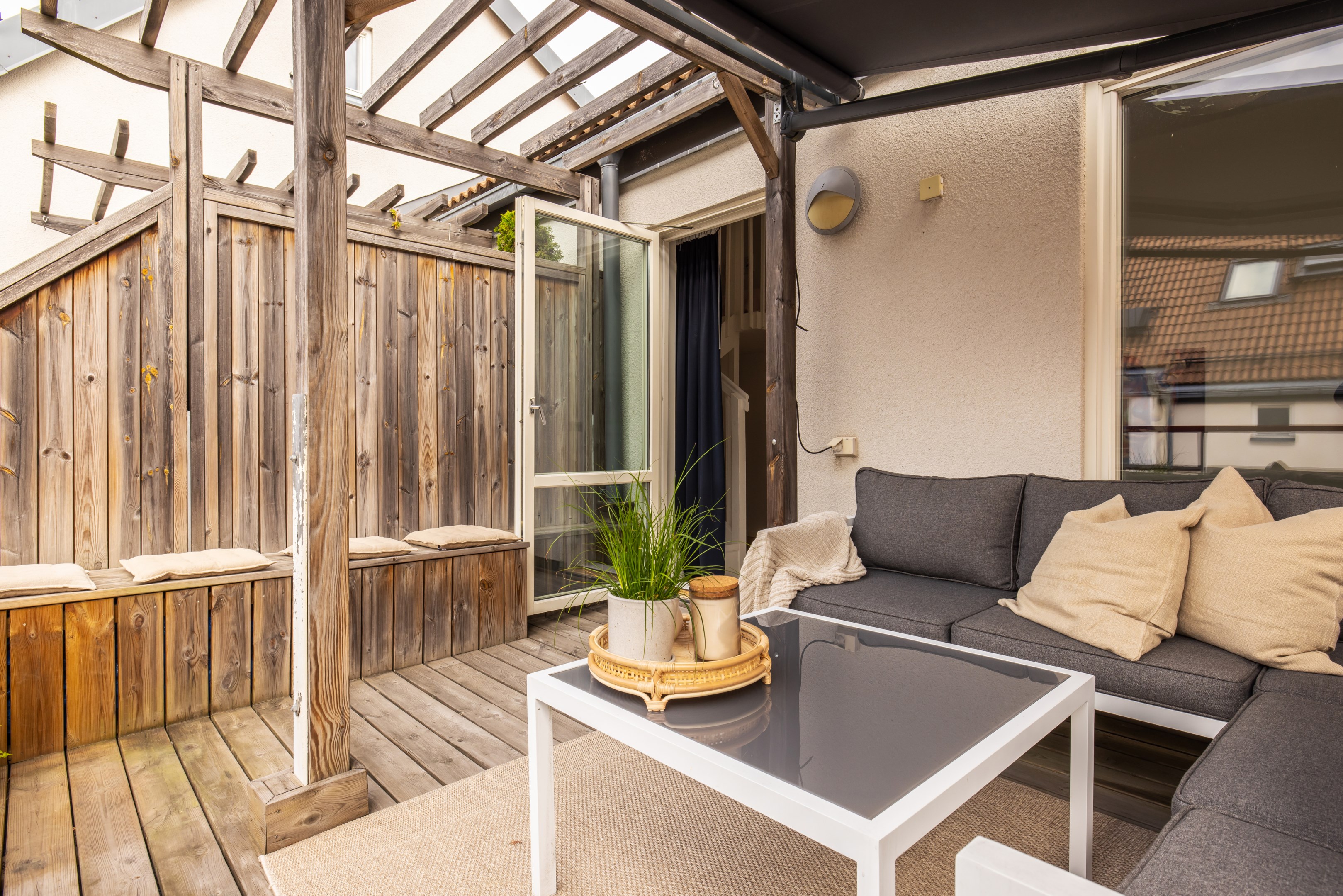 Bostadsbild från Järla Gårdsväg 24, Såld i Järla sjö, Nacka