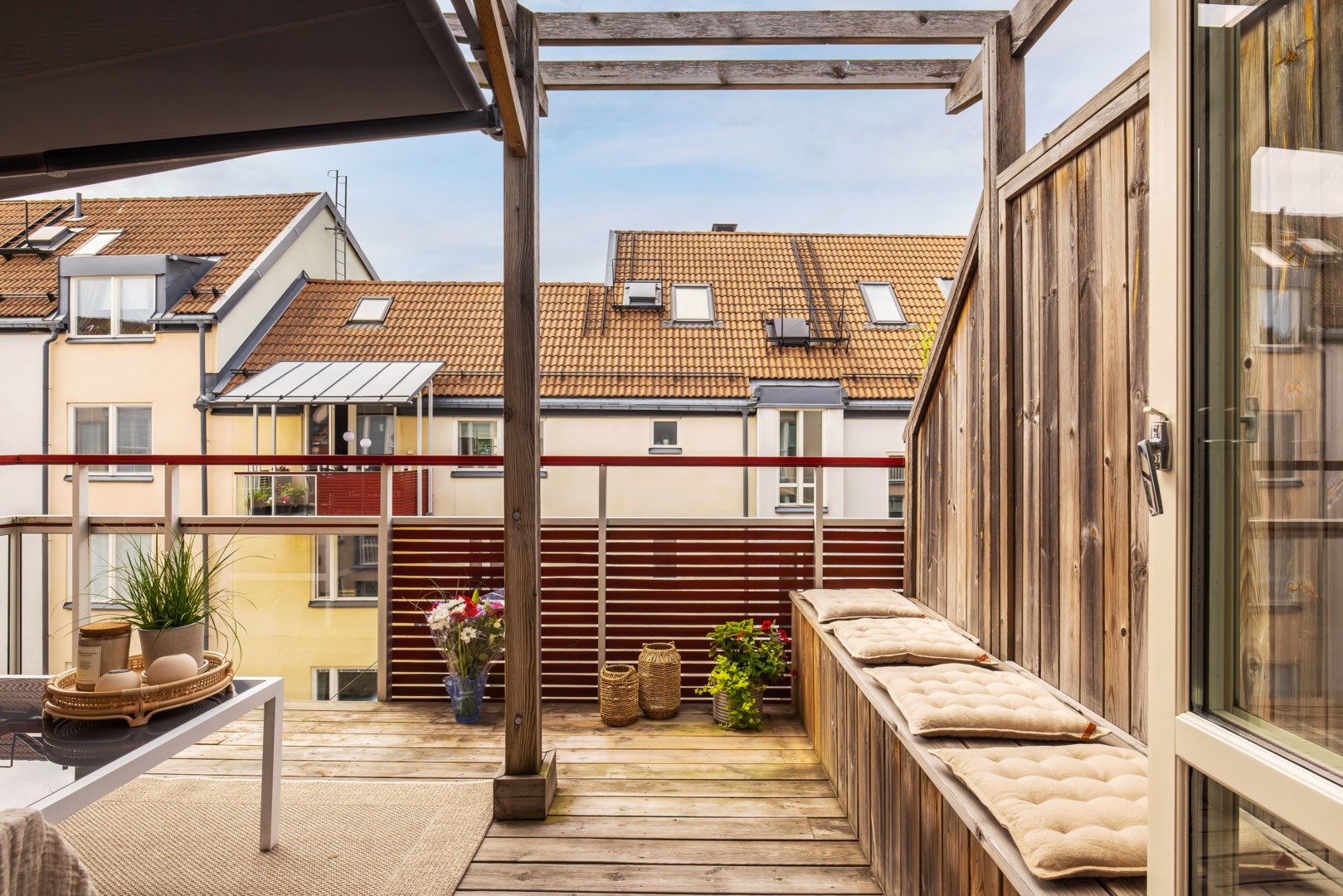 Bostadsbild från Järla Gårdsväg 24, Såld i Järla sjö, Nacka