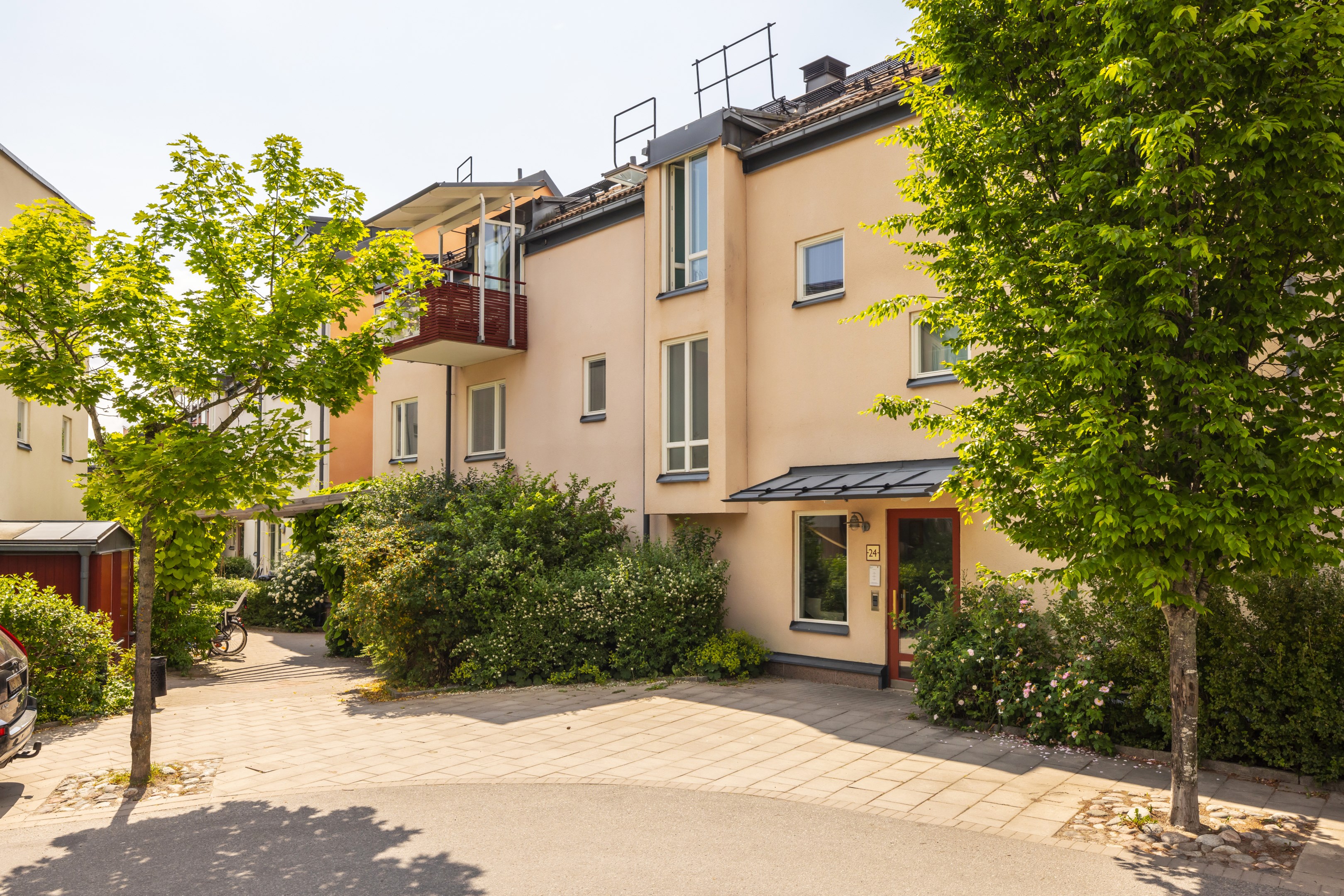 Bostadsbild från Järla Gårdsväg 24, Såld i Järla sjö, Nacka