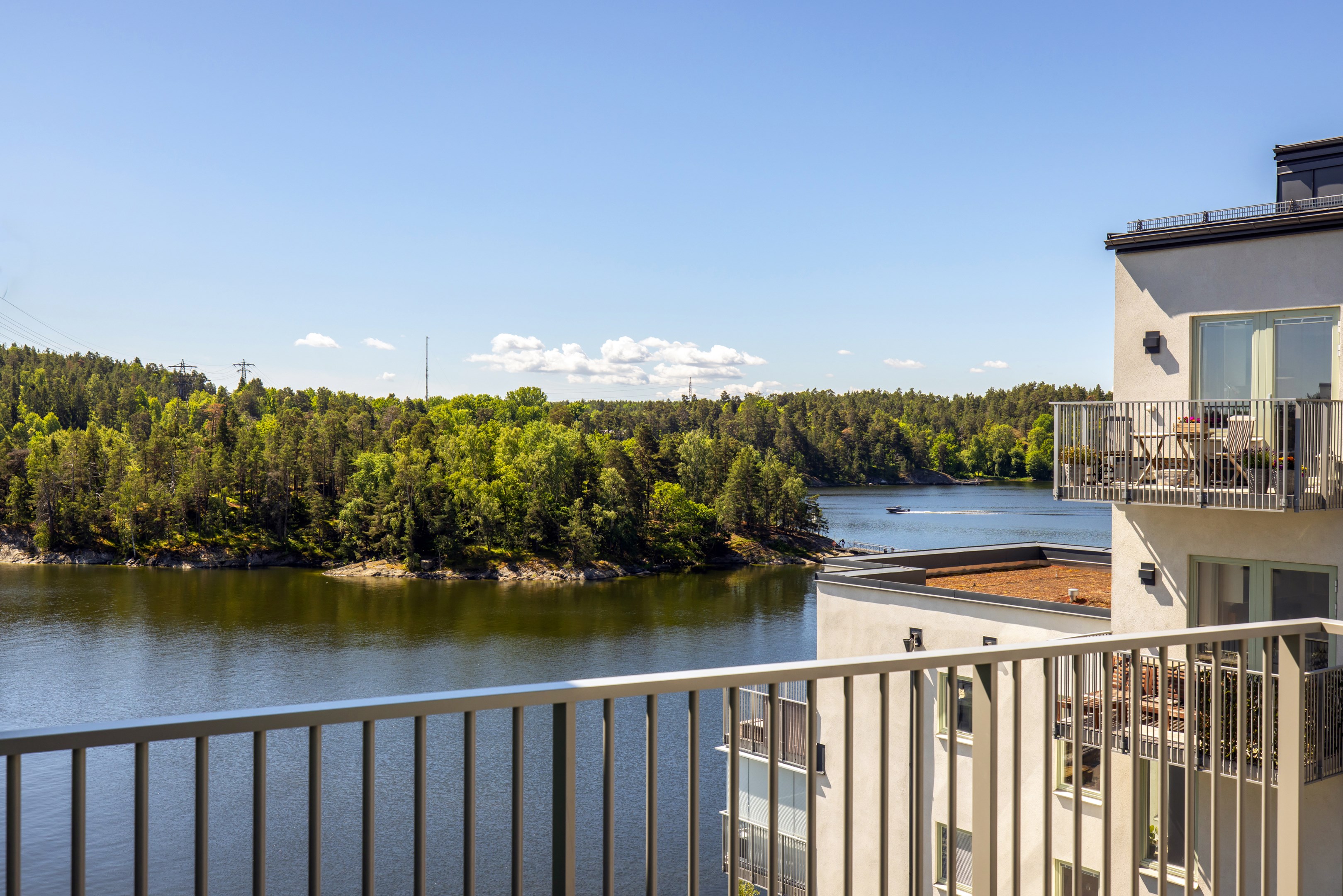 Bostadsbild från Tollare strand 7, 6 tr, Såld i Tollare, Nacka
