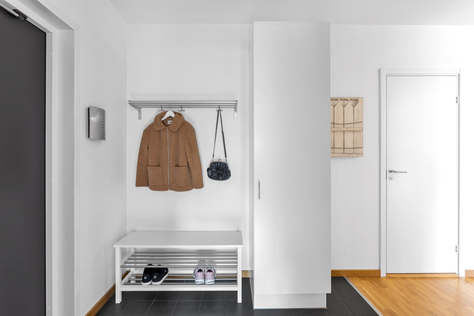 Bostadsbild från Vattholmavägen 6C, Såld i Kapellgärdet, Uppsala