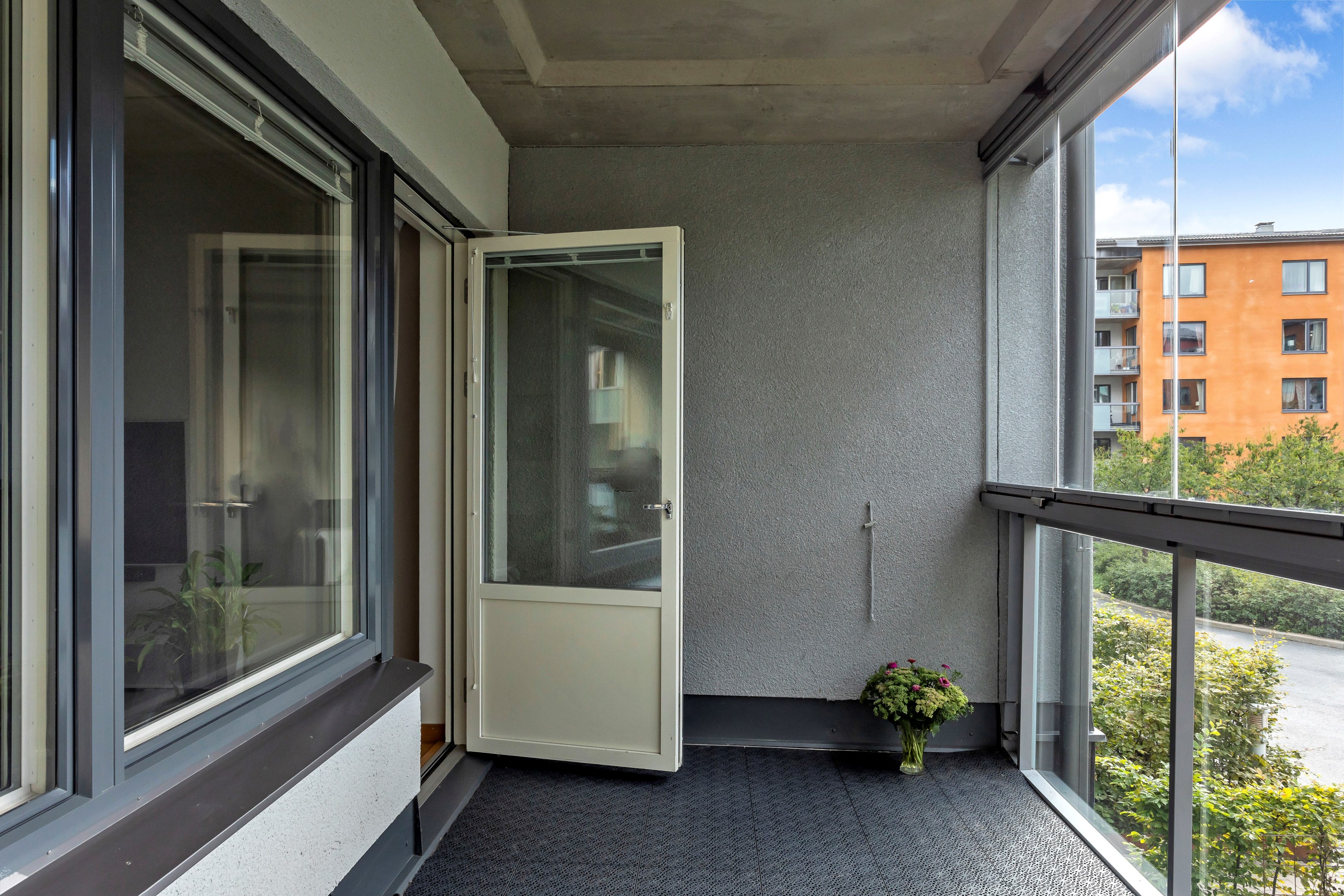 Bostadsbild från Vattholmavägen 6C, Såld i Kapellgärdet, Uppsala