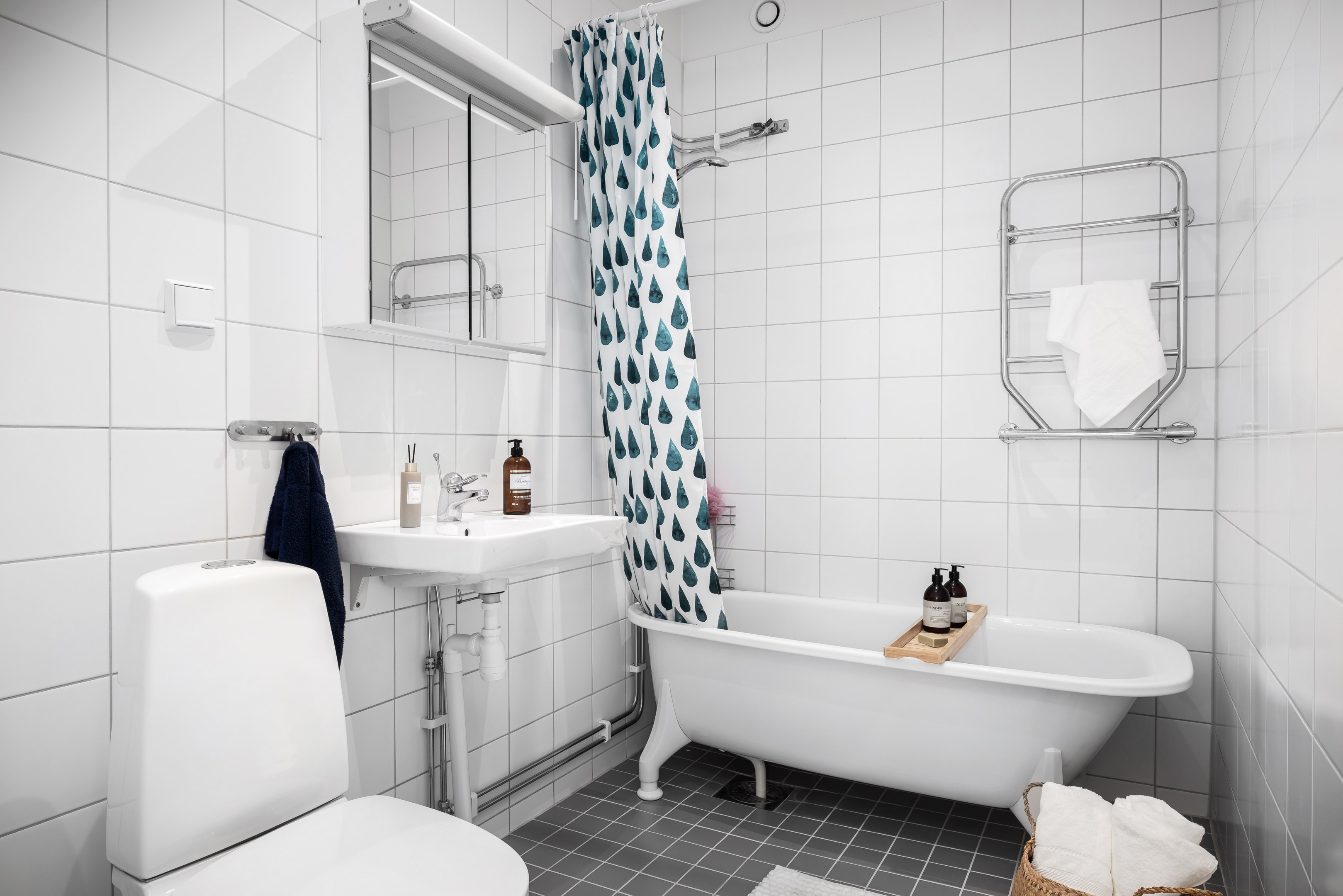 Bostadsbild från Barnhemsvägen 10, Såld i Skuru, Nacka