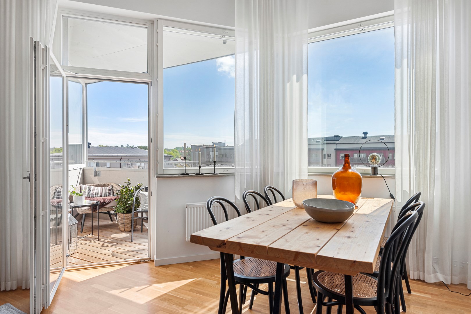 Bostadsbild från Stig Lindbergs Gata 17A, Såld i Porslinskvarteren, Värmdö