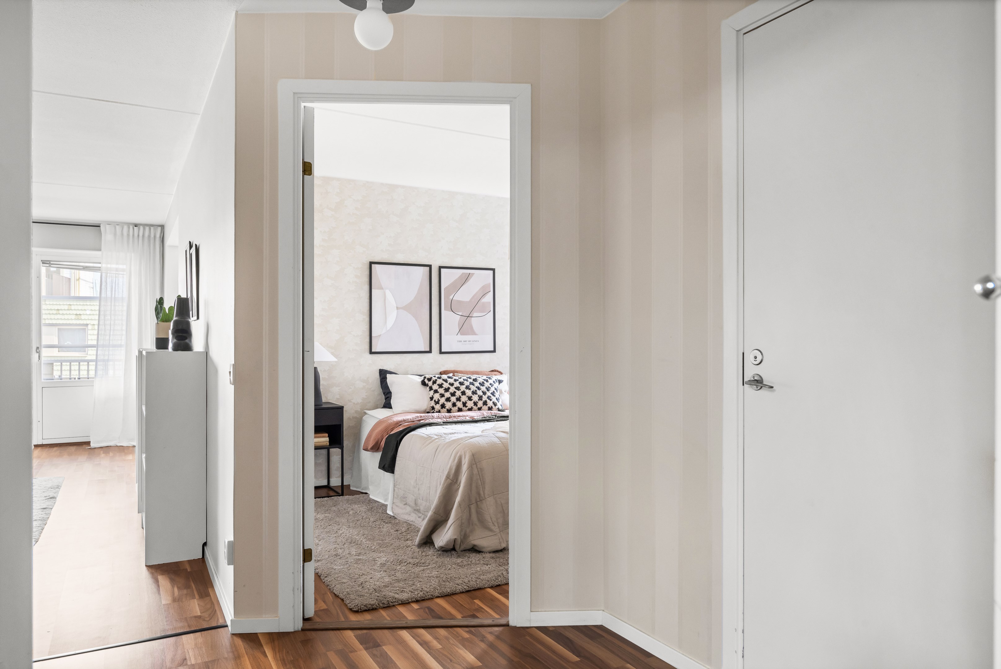 Bostadsbild från Snickargatan 10, Såld i Salabacke, Uppsala