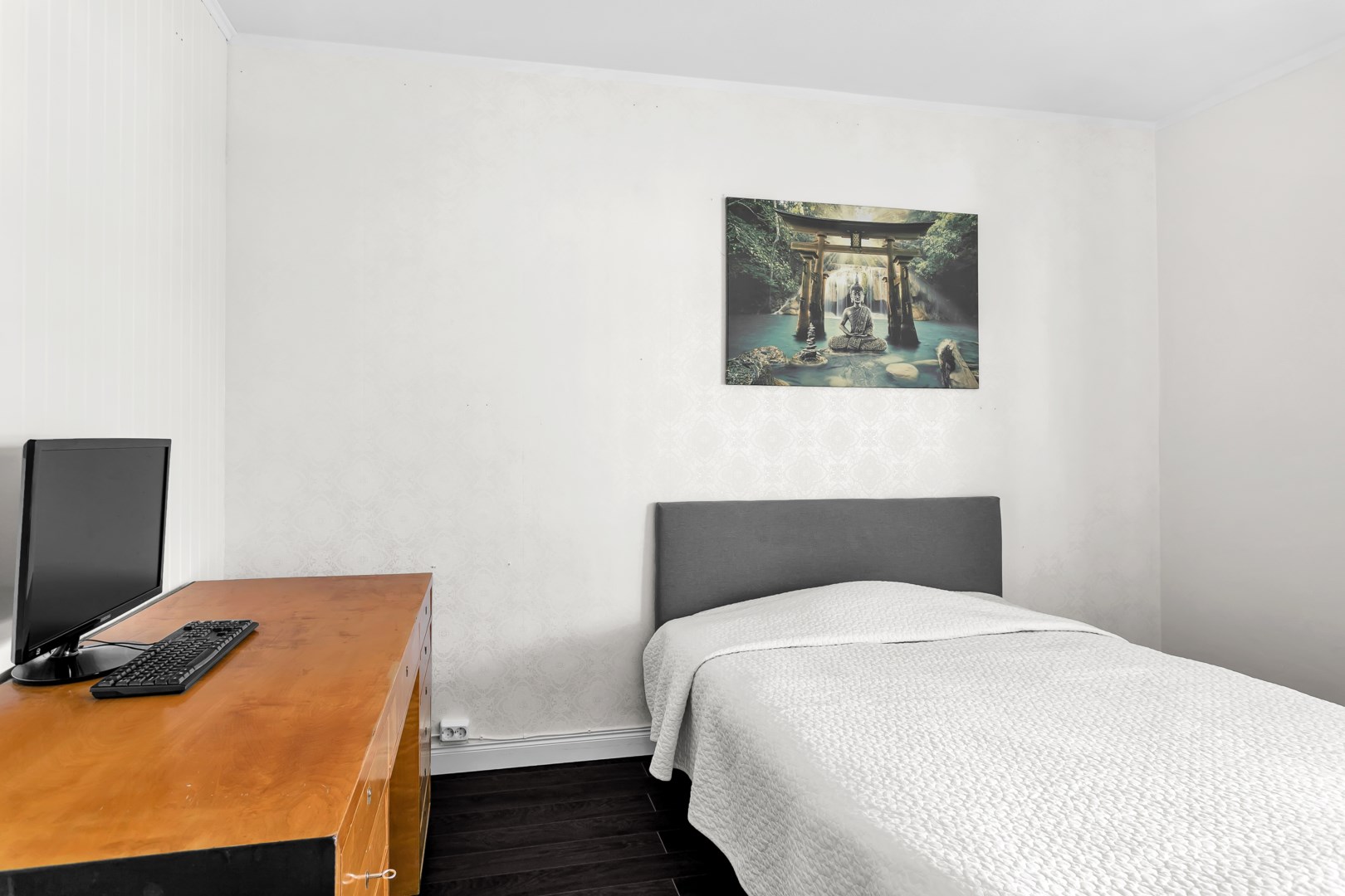 Bostadsbild från Regngatan 13, Till salu i Gränby, Uppsala