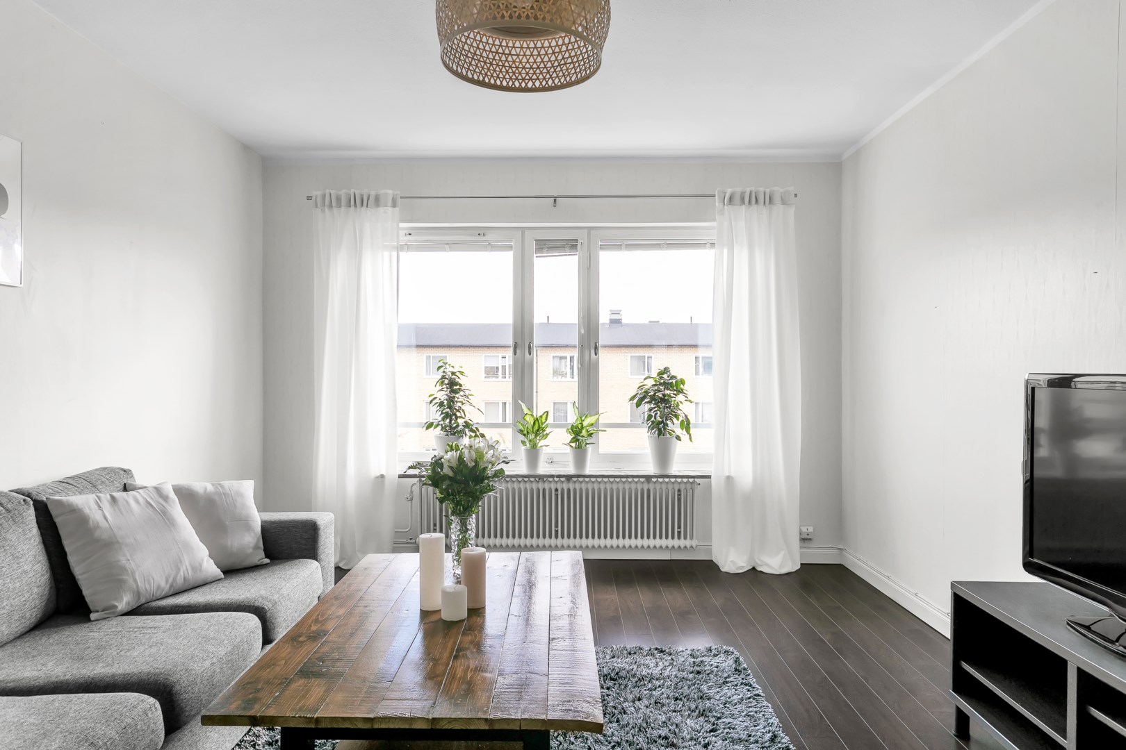 Bostadsbild från Regngatan 13, Till salu i Gränby, Uppsala